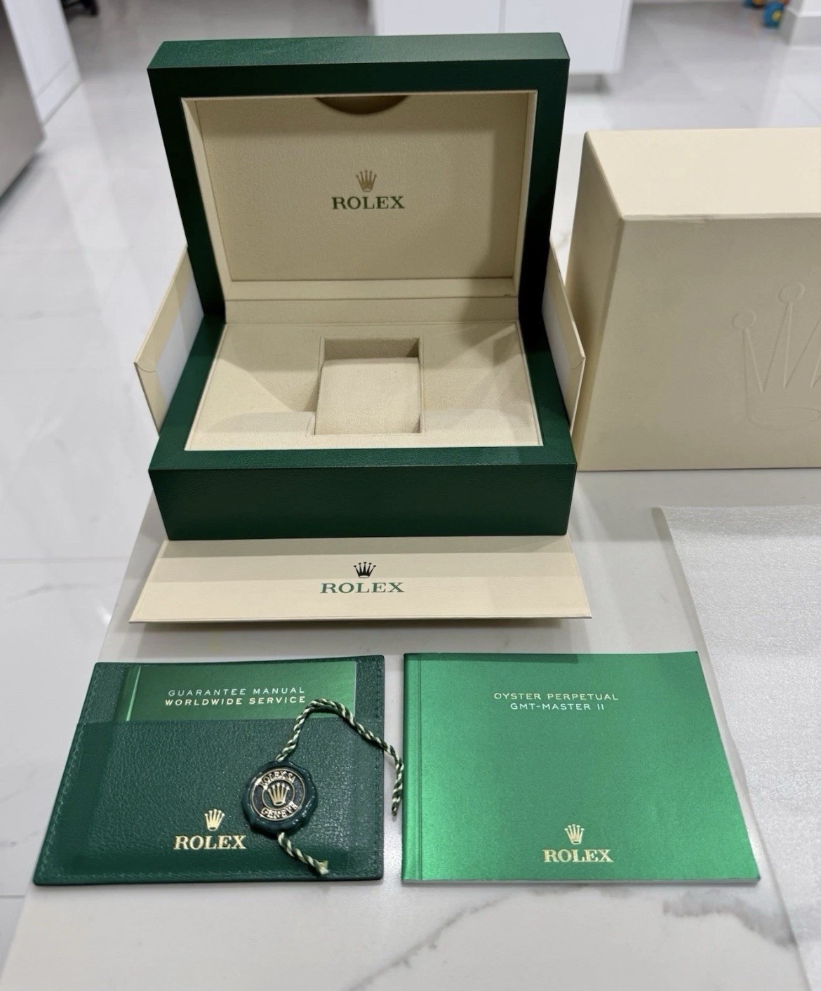 Rolex Day-Date 36mm Yellow Gold Fluted Bezel Gold Diamond Dial Day/Date
