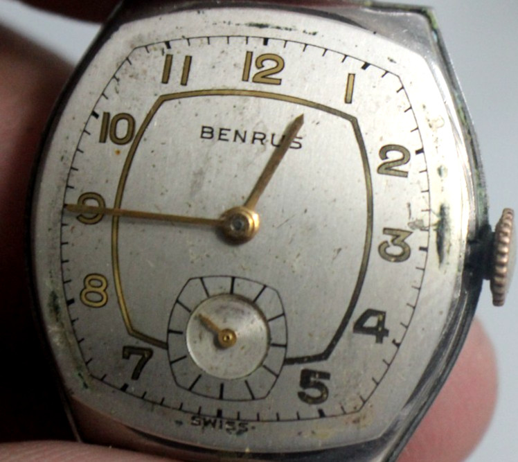 Wonderful BENRUS 17 Jewels Mechanical Men’s Watch BB4