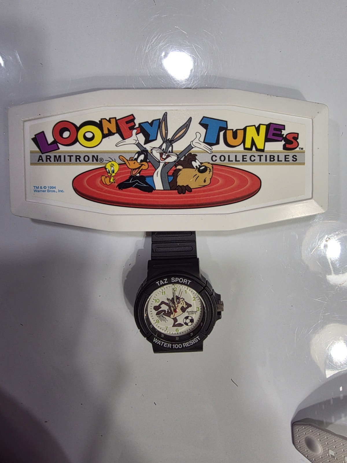 🔥🔥🔥 NOS, ARMITRON LOONEY TUNES COLLECTION (TAZY SPORT), ALL AGES QZ WATCH,NEW