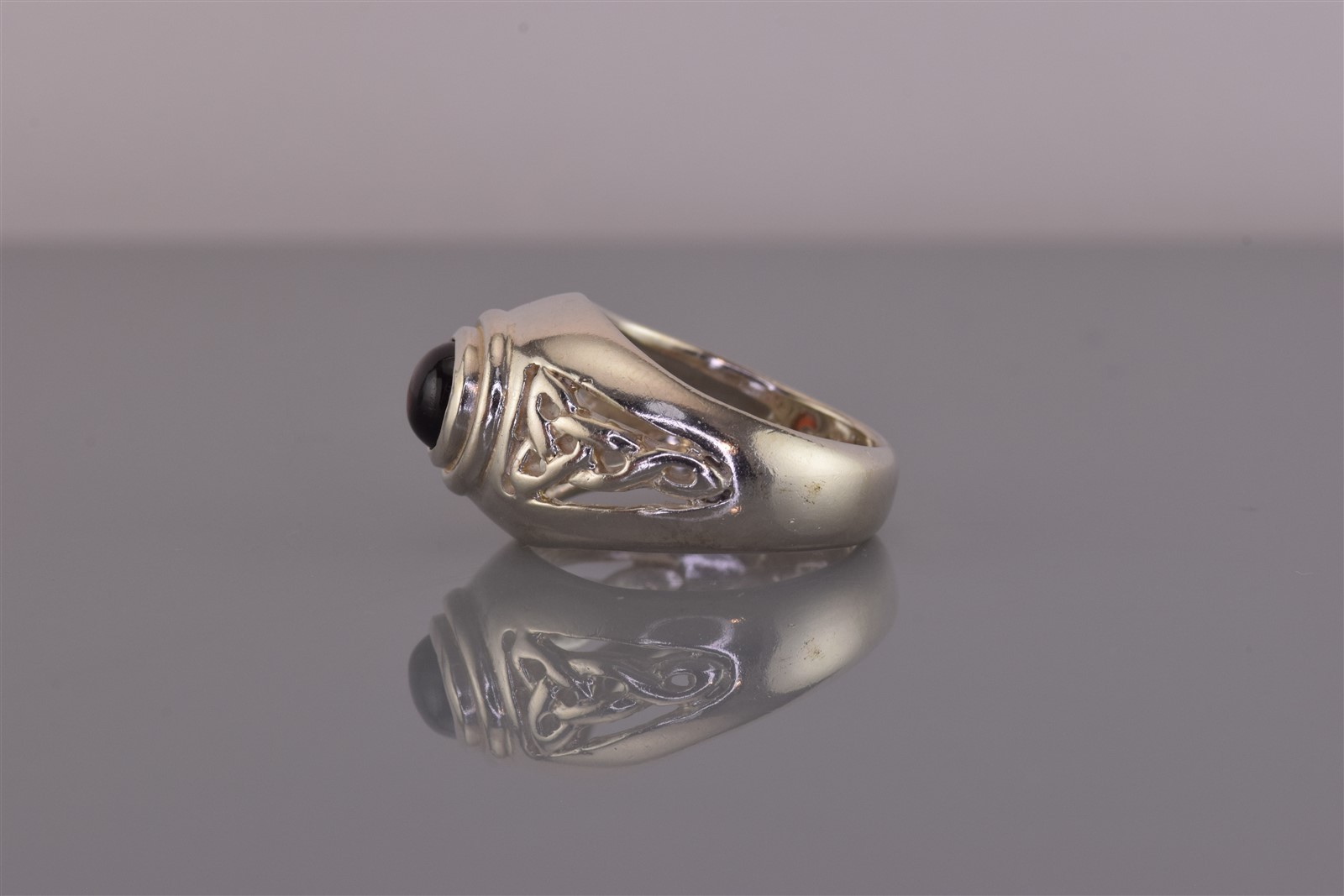 Peter Stone Sterling Silver Red Garnet Open Celtic Knot Band Ring 925 Sz: 5