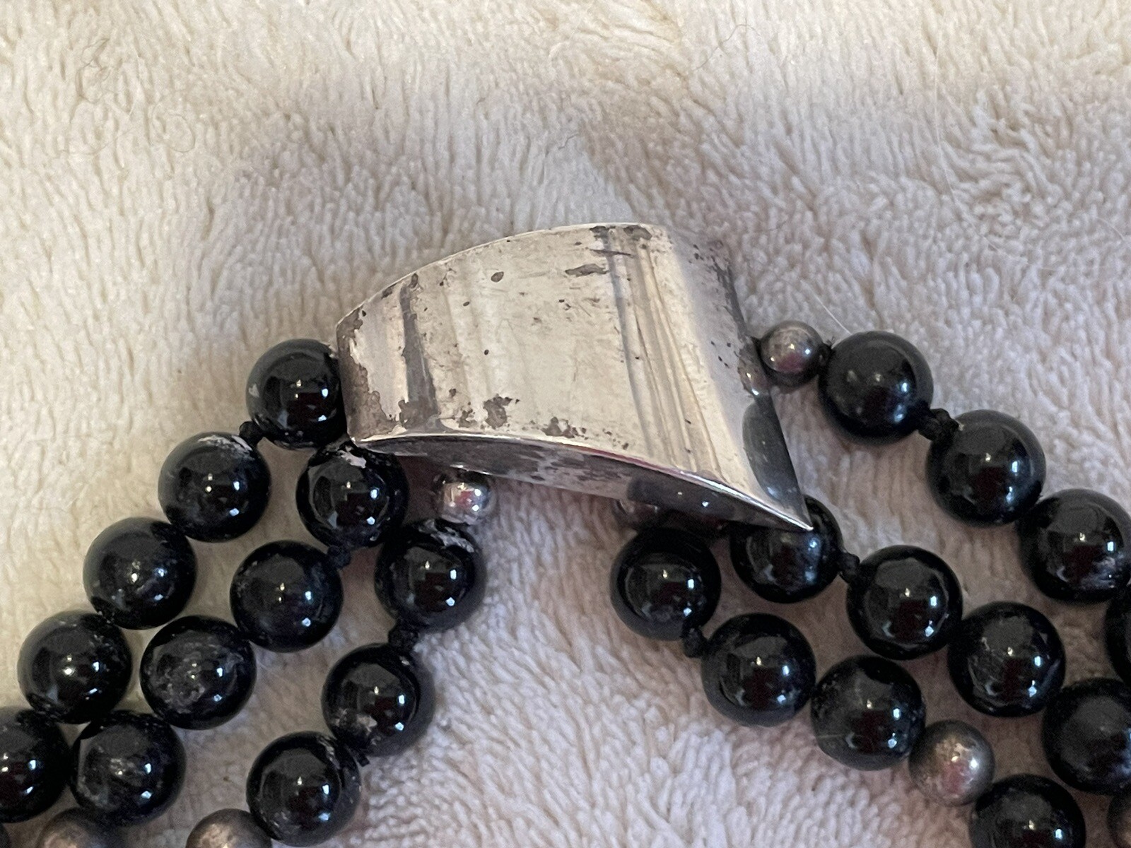 SUSAN CUMMINGS Sterling 3 Strand Multi Onyx Black Bead Necklace Pendant Signed