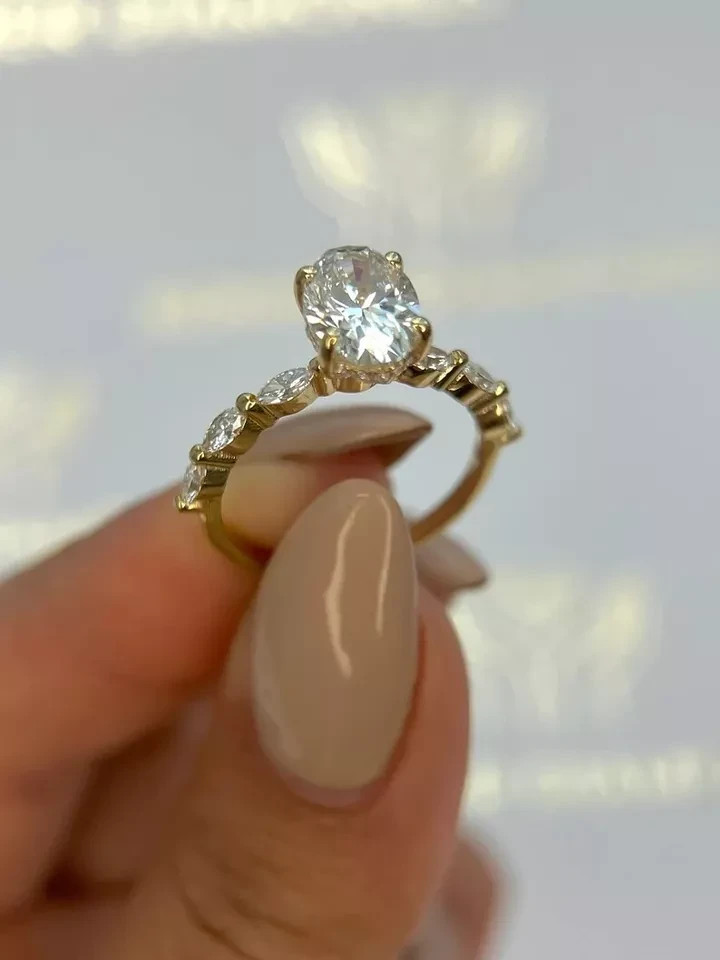 IGI Certified 1.80 Ct Diamond Ring Oval Cut 14k Yellow Gold Lab Grown VVS E F