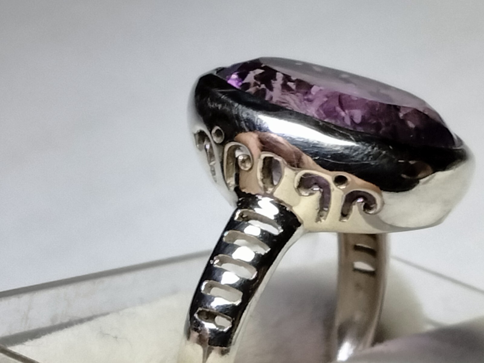 AESTHETIC NATURAL AMETHYST IN .925 STERLING SILVER RING IN SIZE 8.75-9.0