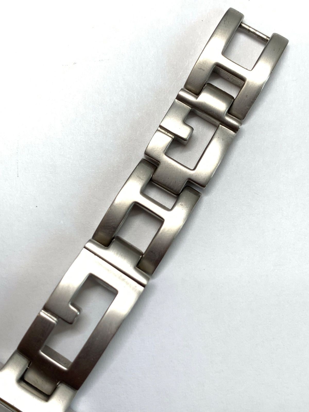 Guess 170402L5