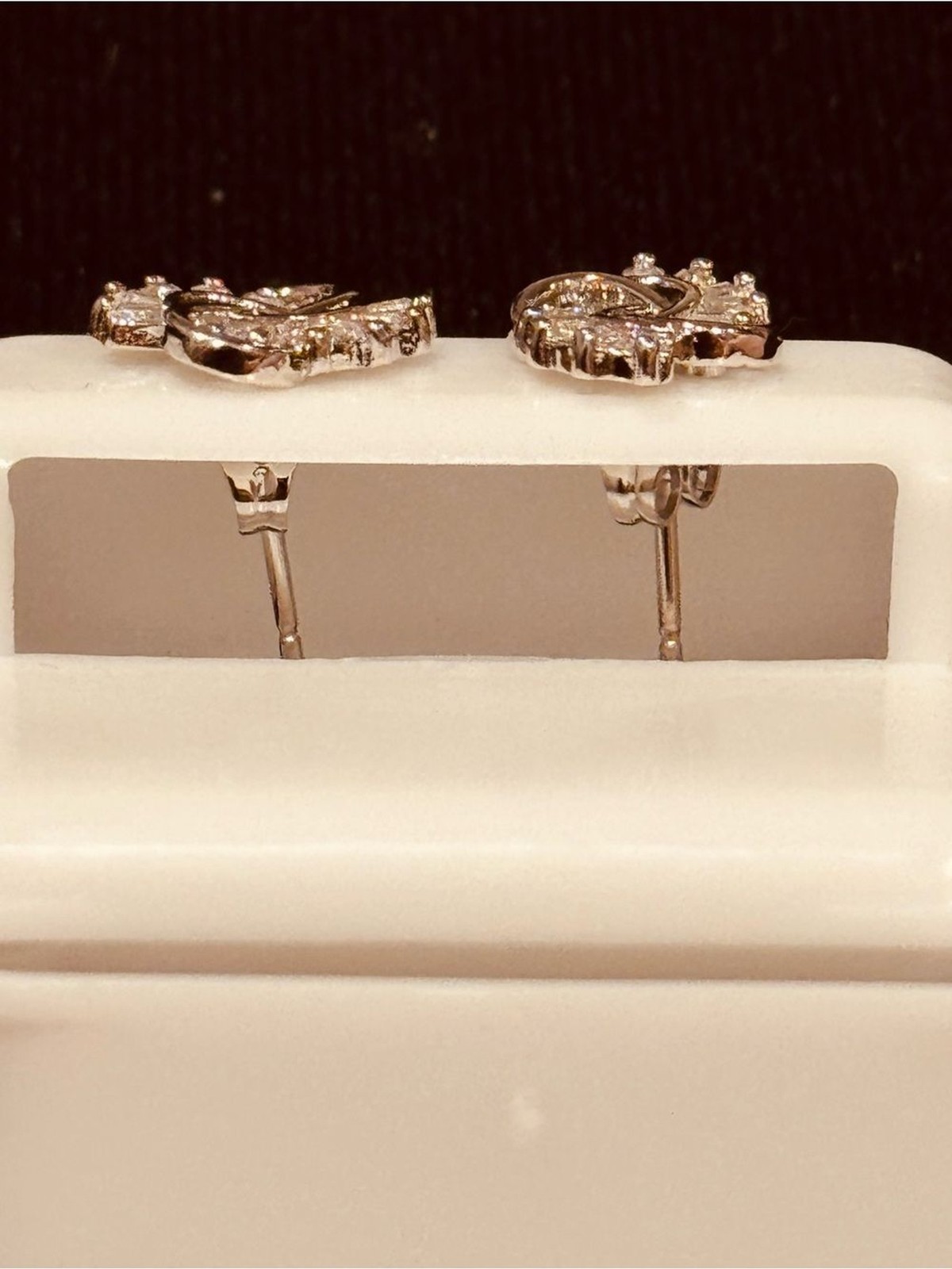 NWT AJ USA Stainless Steel Baguette Crystal Interlocking Swirl Stud Earrings