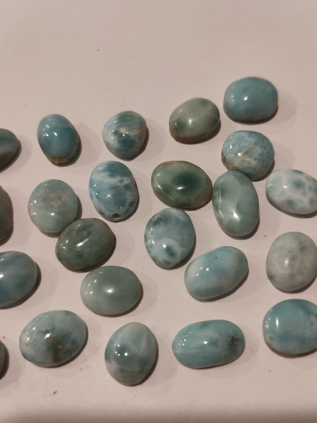 Misc Larimar Cabochons Lot 100 Cts Very Good Quality…Mix Of Calibrated Sizes