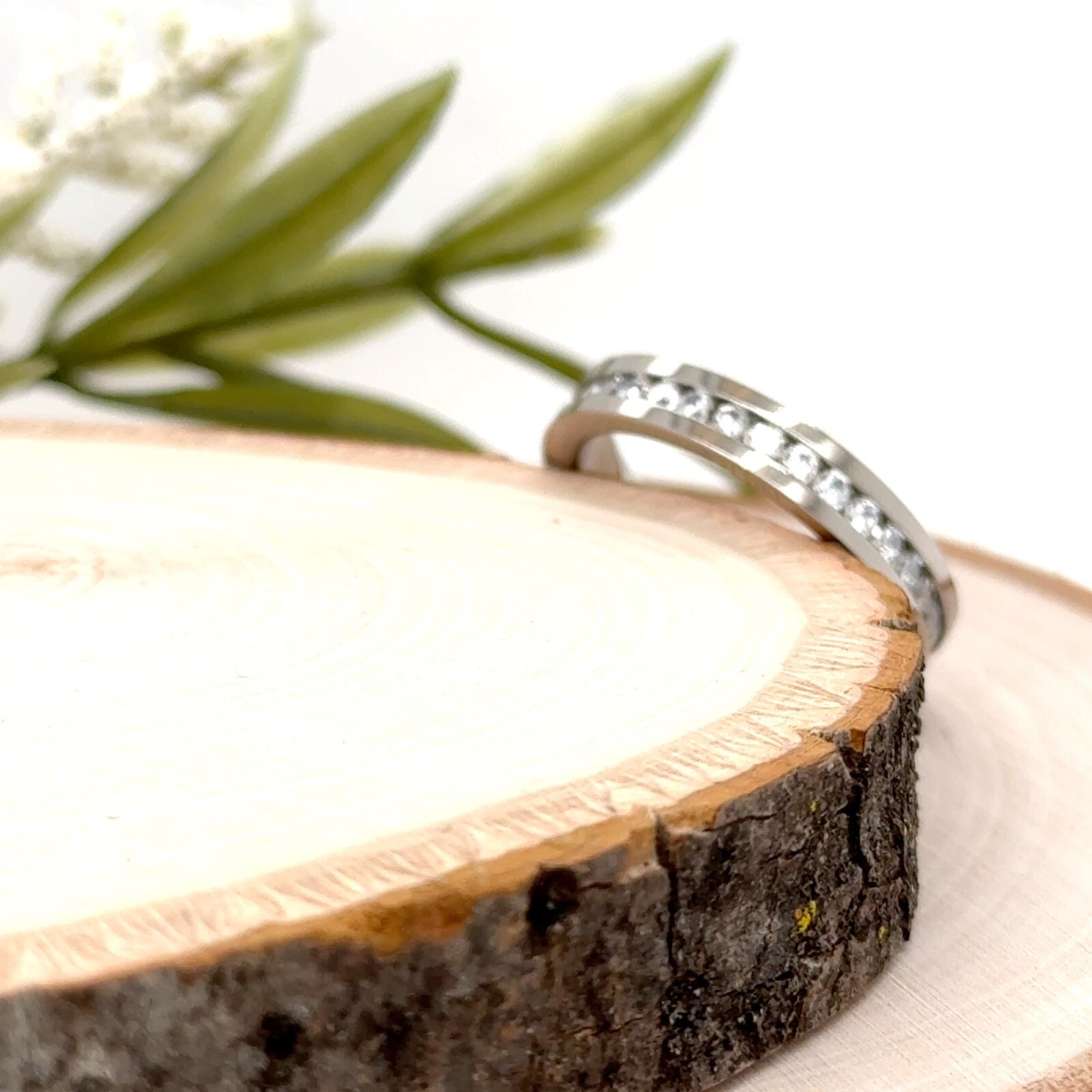 4mm Silver Titanium Christmas Gifts Her Ring Stepped Edge CZ Inlay Durable Band