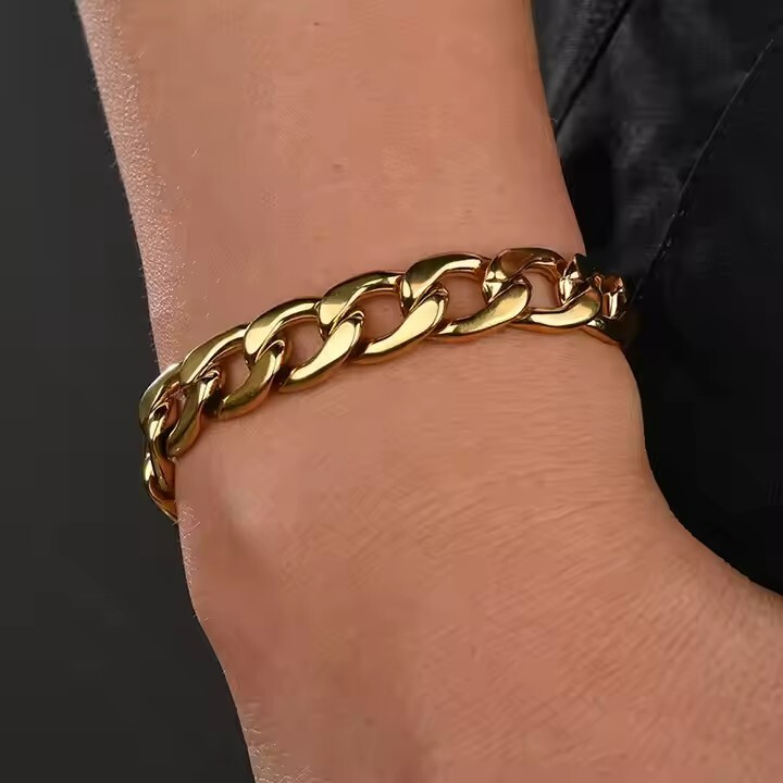 14K Gold Plated Figaro Hip Hop 8″IN Men’s Bracelet 12 MM Width Wrist Chain