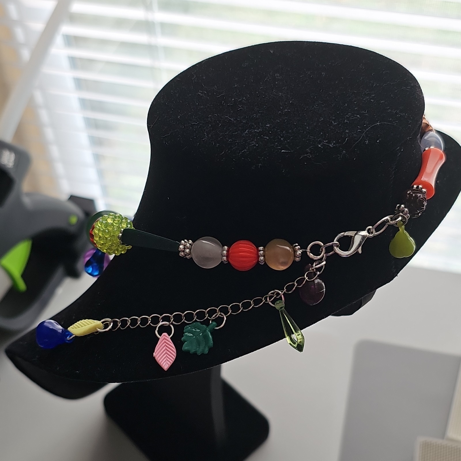Vtg Acrylic Beaded Charm Necklace w/ Acrylic Dangles Handmade Colorful Chunky