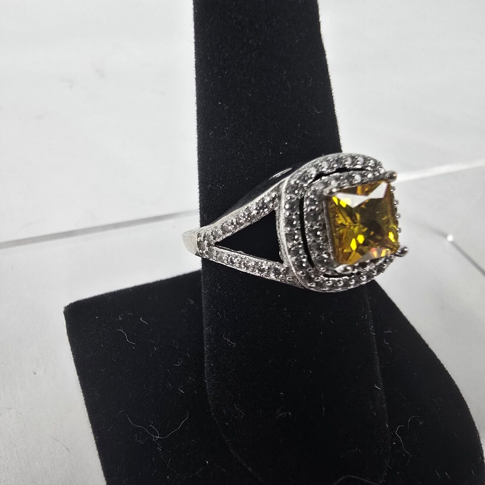 .925 Sterling Silver Citrine Color Gemstone Ring Women’s 8.5 New