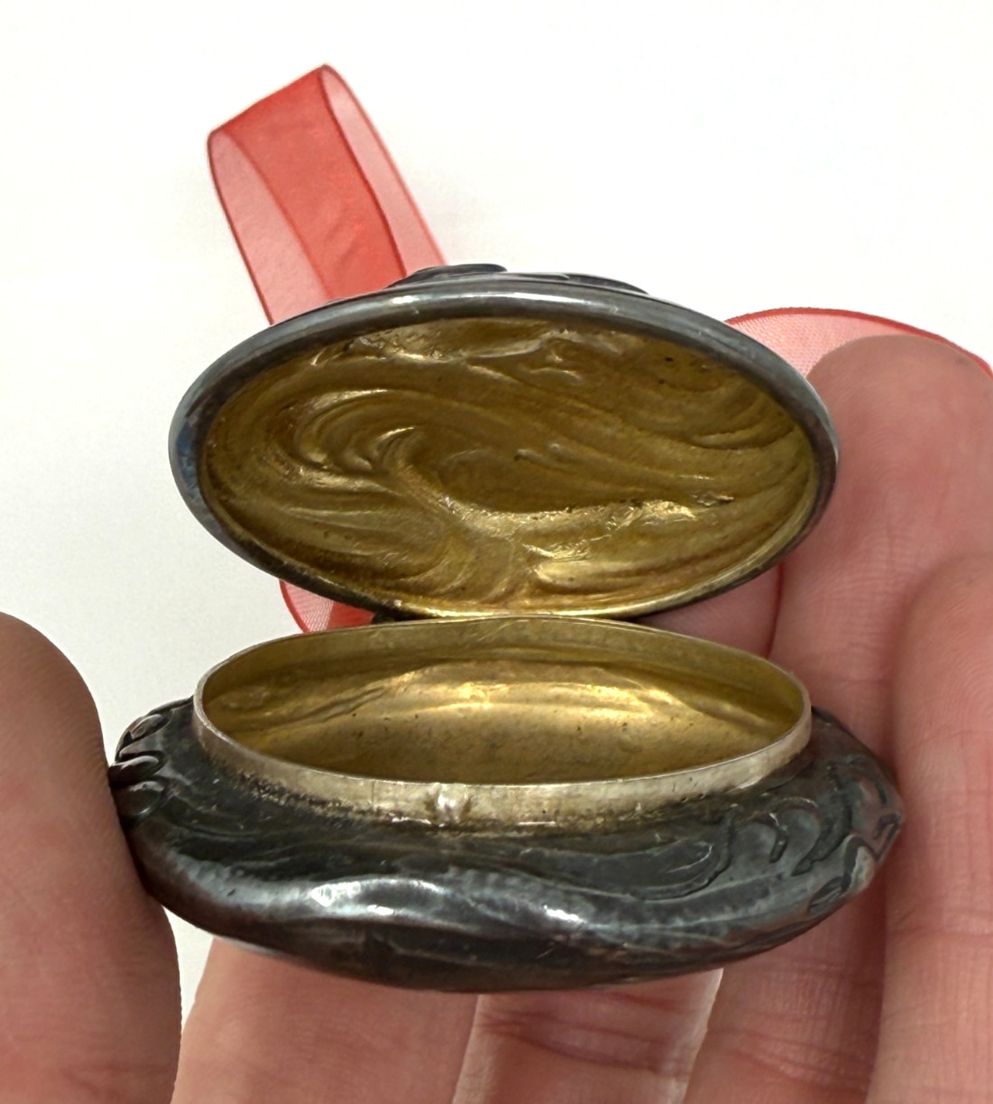 XL Repousse Sea Serpent Sterling Silver Puff Locket Snuff Pill Box Pendant