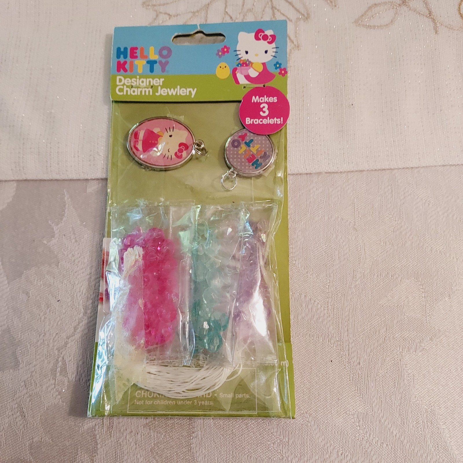 Hello Kitty Designer Charm Fashion Jewelry Bracelet Kit Sealed 2013