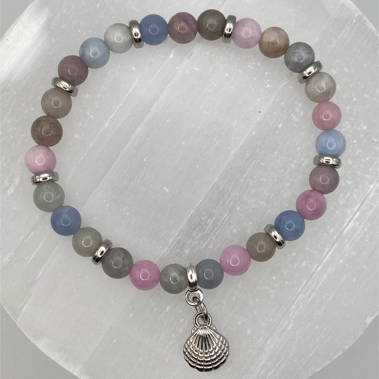 Handcrafted Unique Bracelet — 16 cm (6.3″) Blue Grey Pink Opal Shell Charm