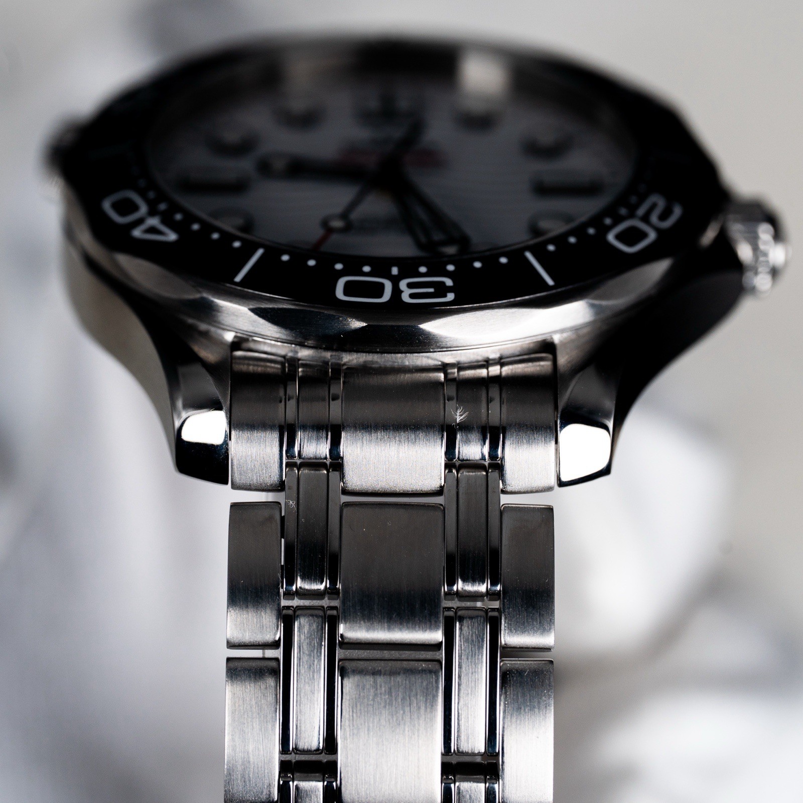 OMEGA Seamaster Diver 300M 210.30.42.20.04.001 White Wave Box And Papers