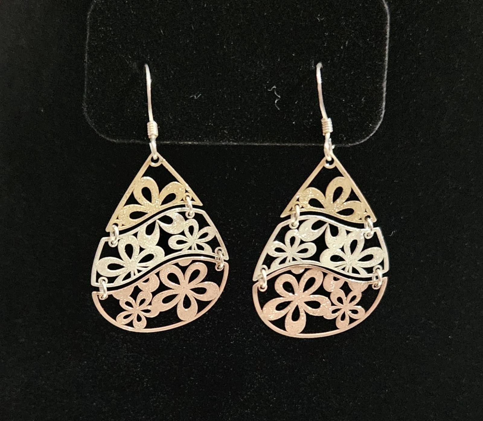 Silver/Gold/Rose-Gold Filligree Dangle Teardrop Earrings
