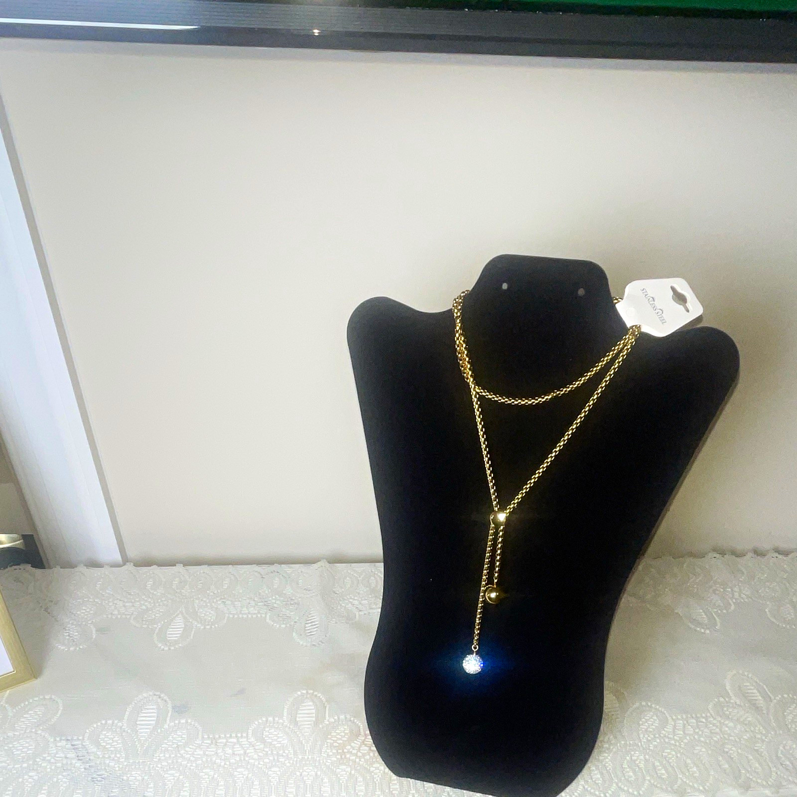 Gold Tone Cable Chain Lariat Necklace Adjustable Round Rhinestone Tassel Pendant