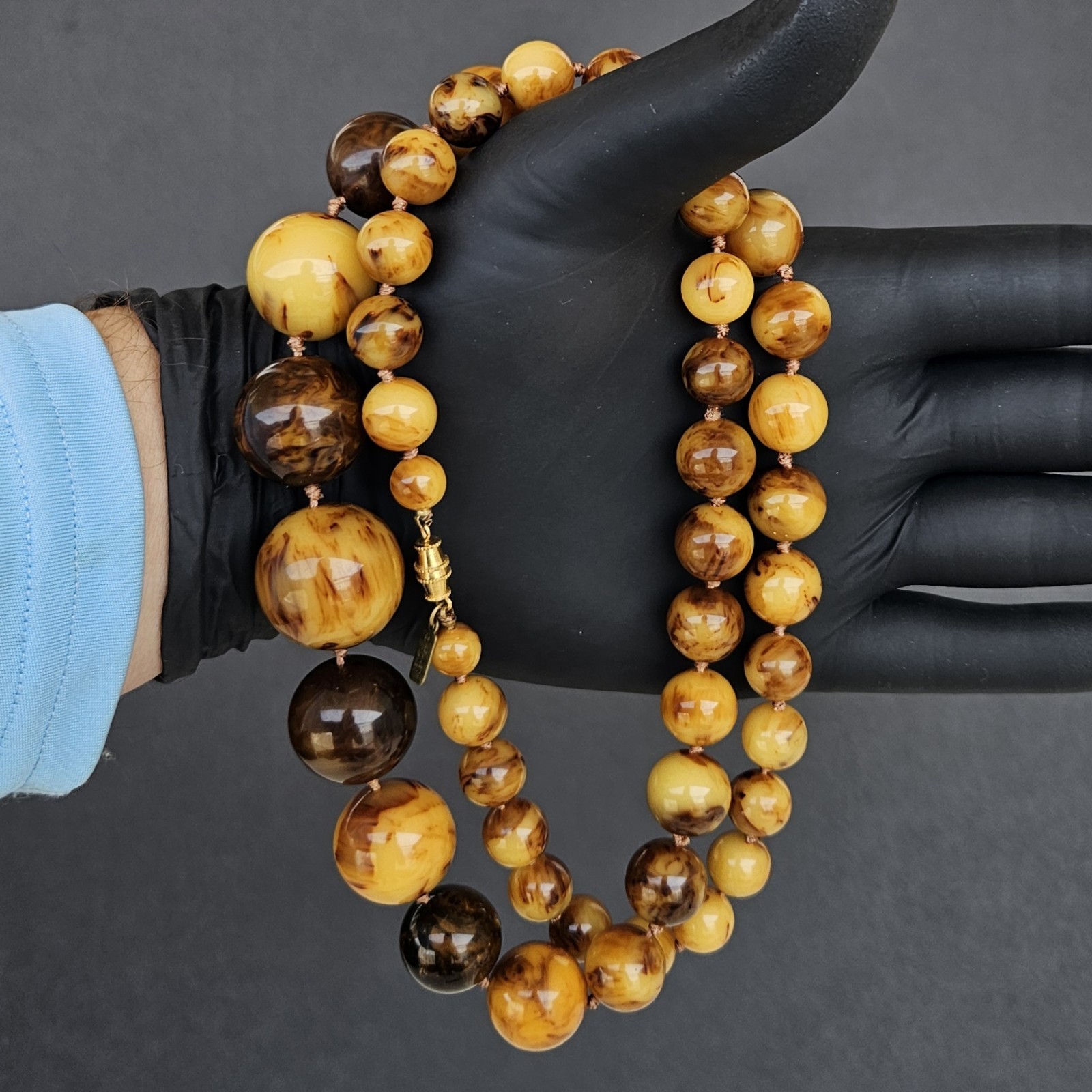 Vintage 1970s Kenneth Lane Catalin Root Beer Caramel Bakelite Bead Necklace 114g