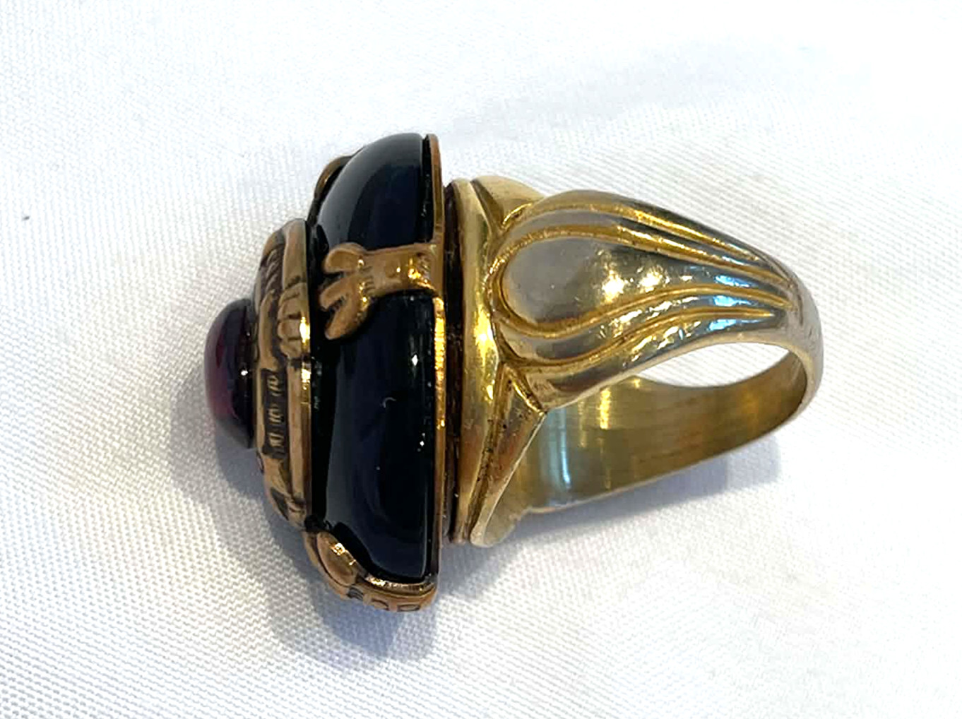 Vintage Etruscan Revival Gold Ring Carnelian Cabochon Mediterranean Style Size 6