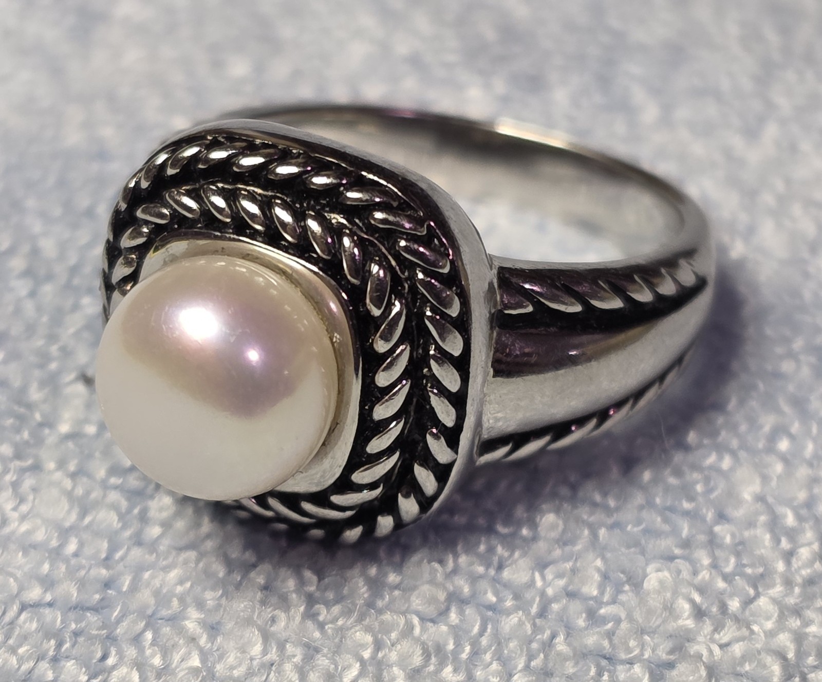 Vintage Honora 925 Sterling Silver Pearl Ring Size 8 Beuty!