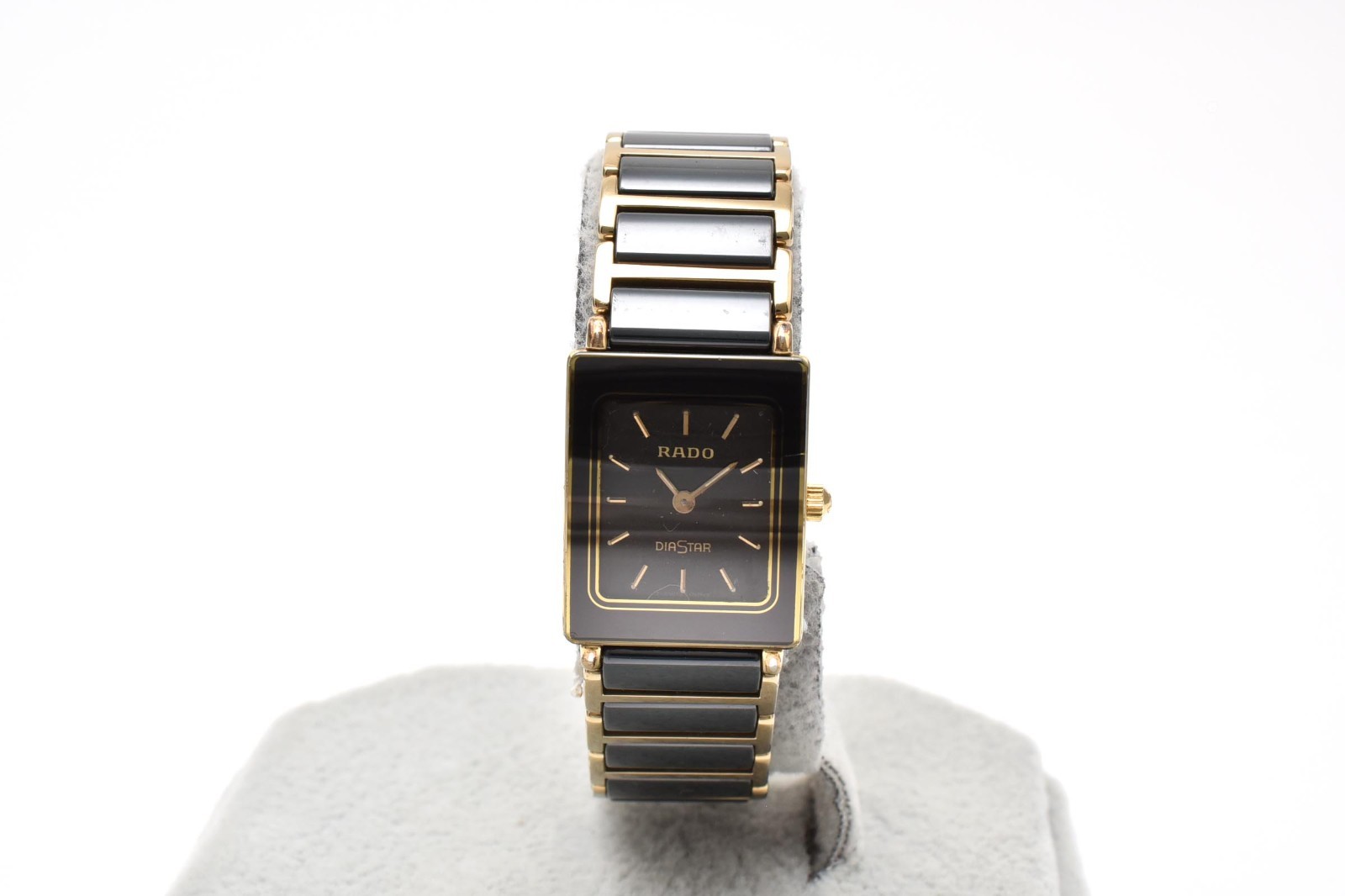 [NEAR MINT] RADO DiaStar 153.02833N Black Dial Women’s Watch Vintage Quartz 18mm