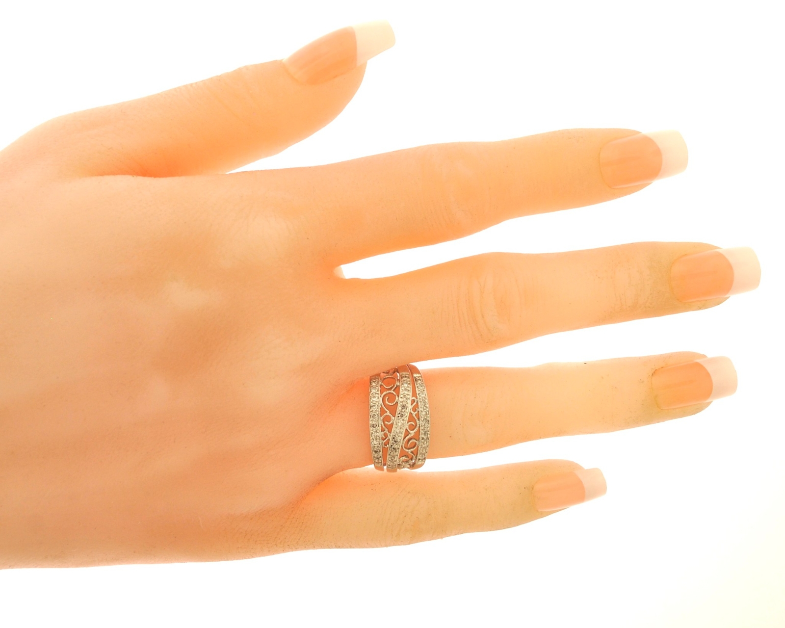 14K White Gold 11.50mm Wide .25 Carat Round Diamond Filigree Band