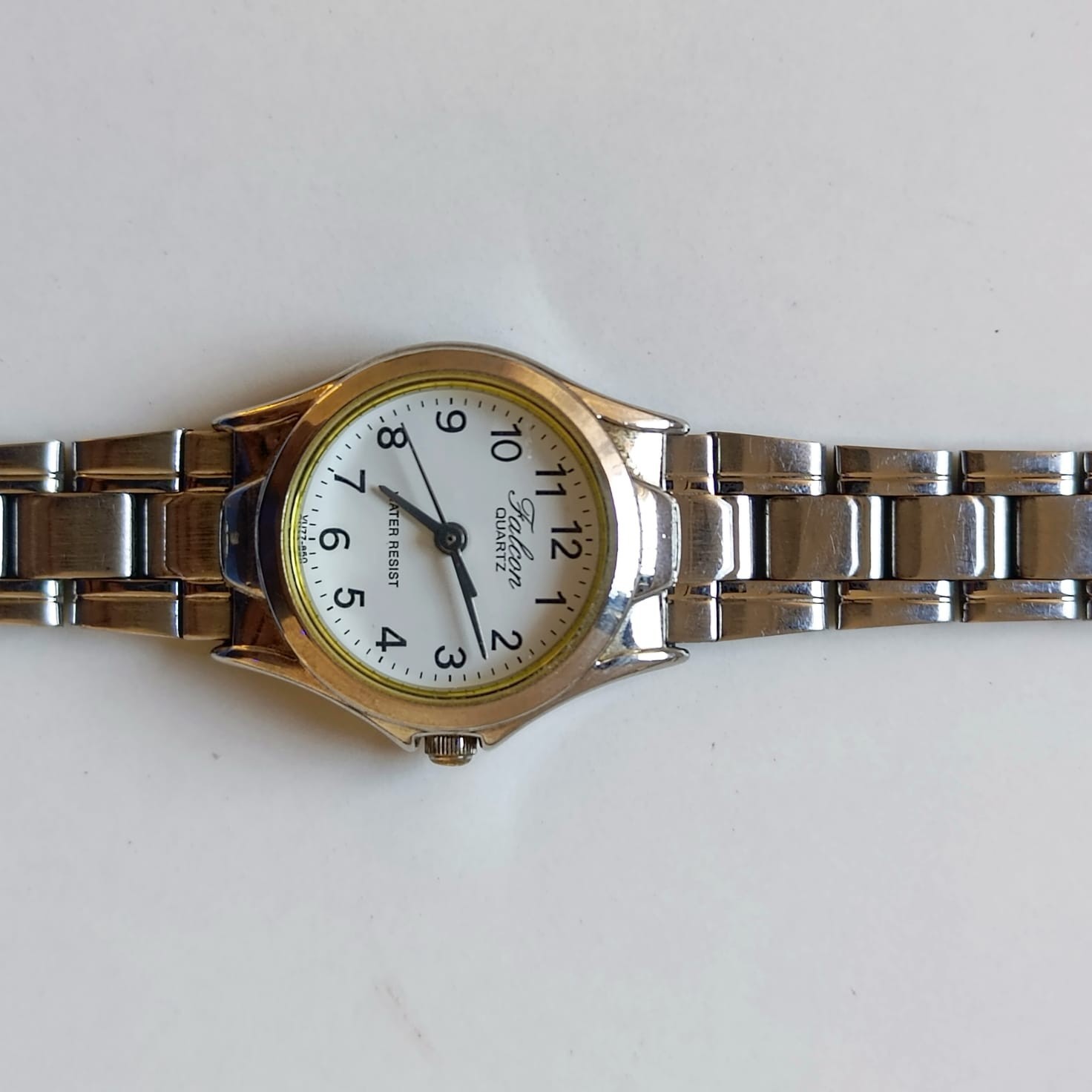 Vintage Falcon Q&Q Ladies Quartz Wrist Watch Silver Tone Bracelet Easy Read