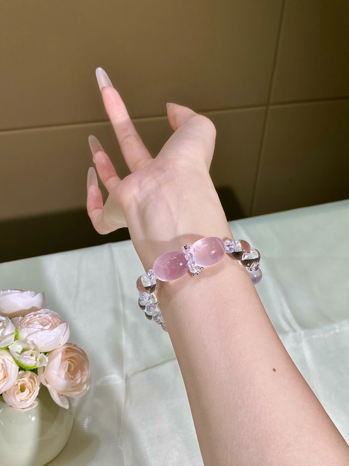 LUSA FEELA Natural Pink White Crystal Bubble Bead Stretch Bracelet Gift Box