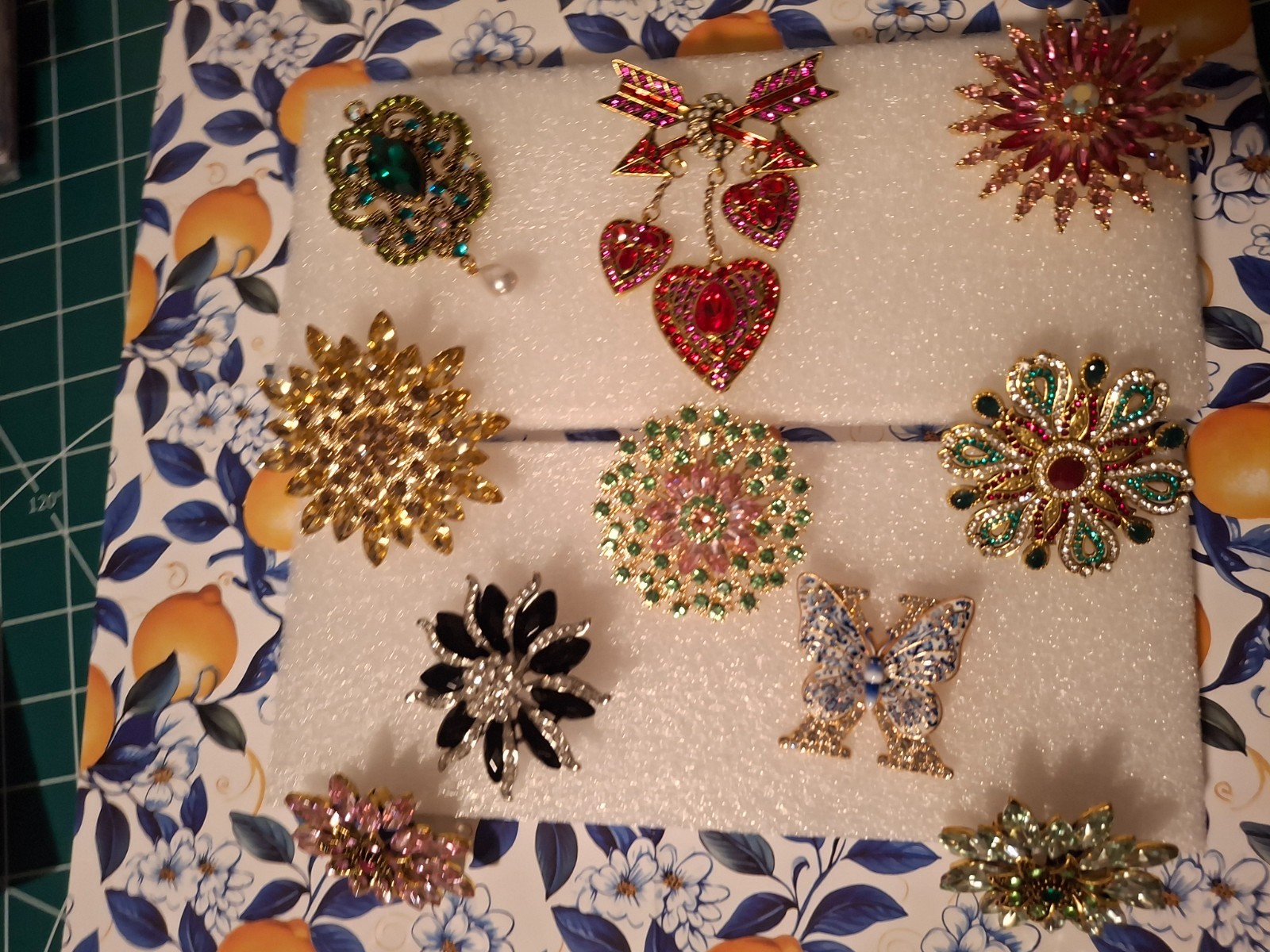 Modern Rhinestone Brooch Pin Lot (10 Pc) – Grandmillennial Granny Chic