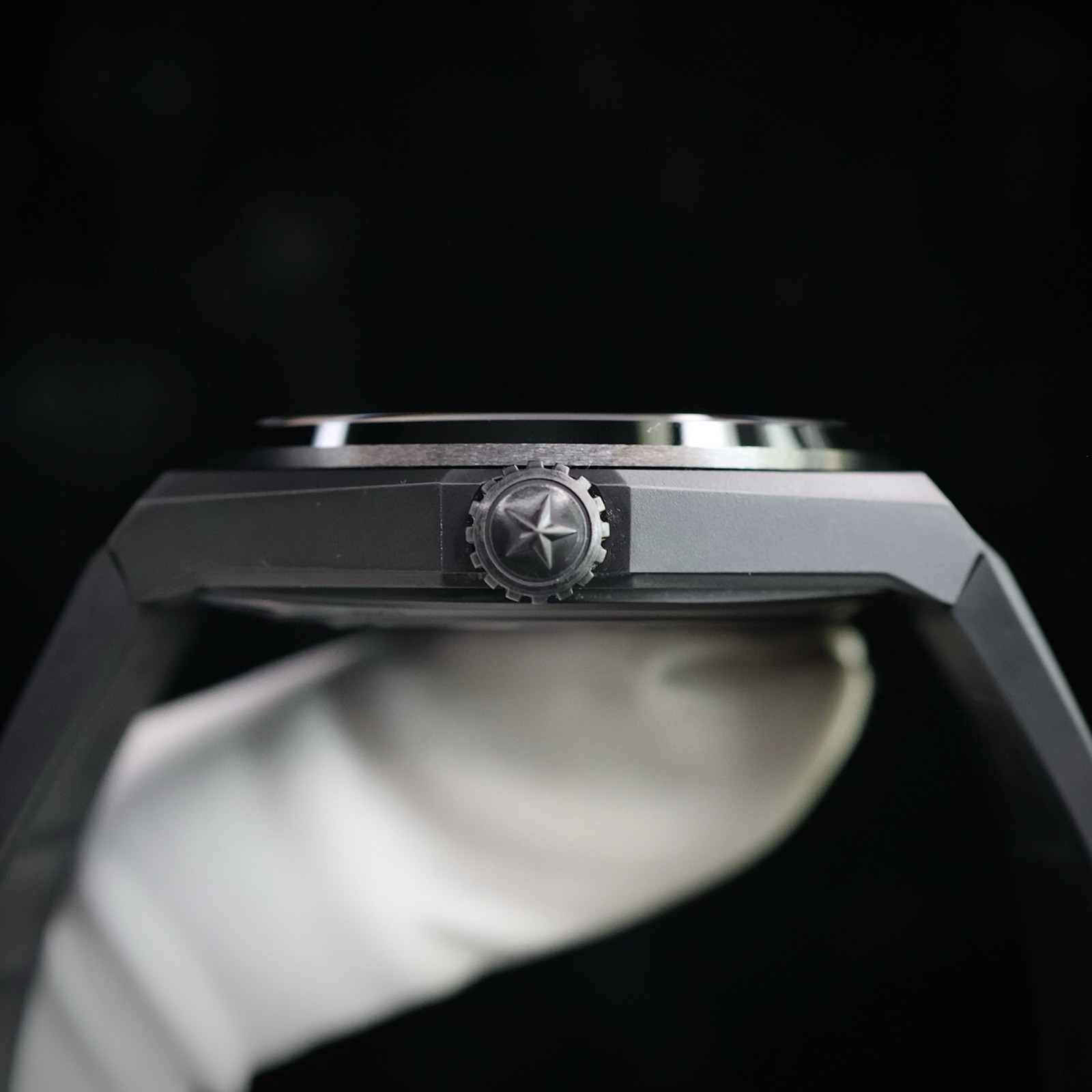 Zenith Defy Classic Black Ceramic Skeleton 49.9000.670/77.R782 – 2022 Full Set