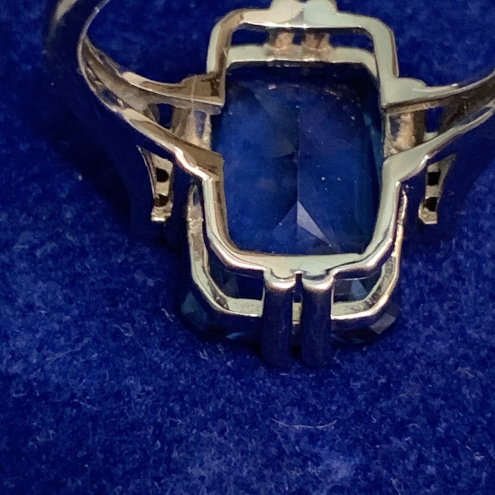 925 Sterling DK Created Blue Spinel And Accent Stones Ring Size 7