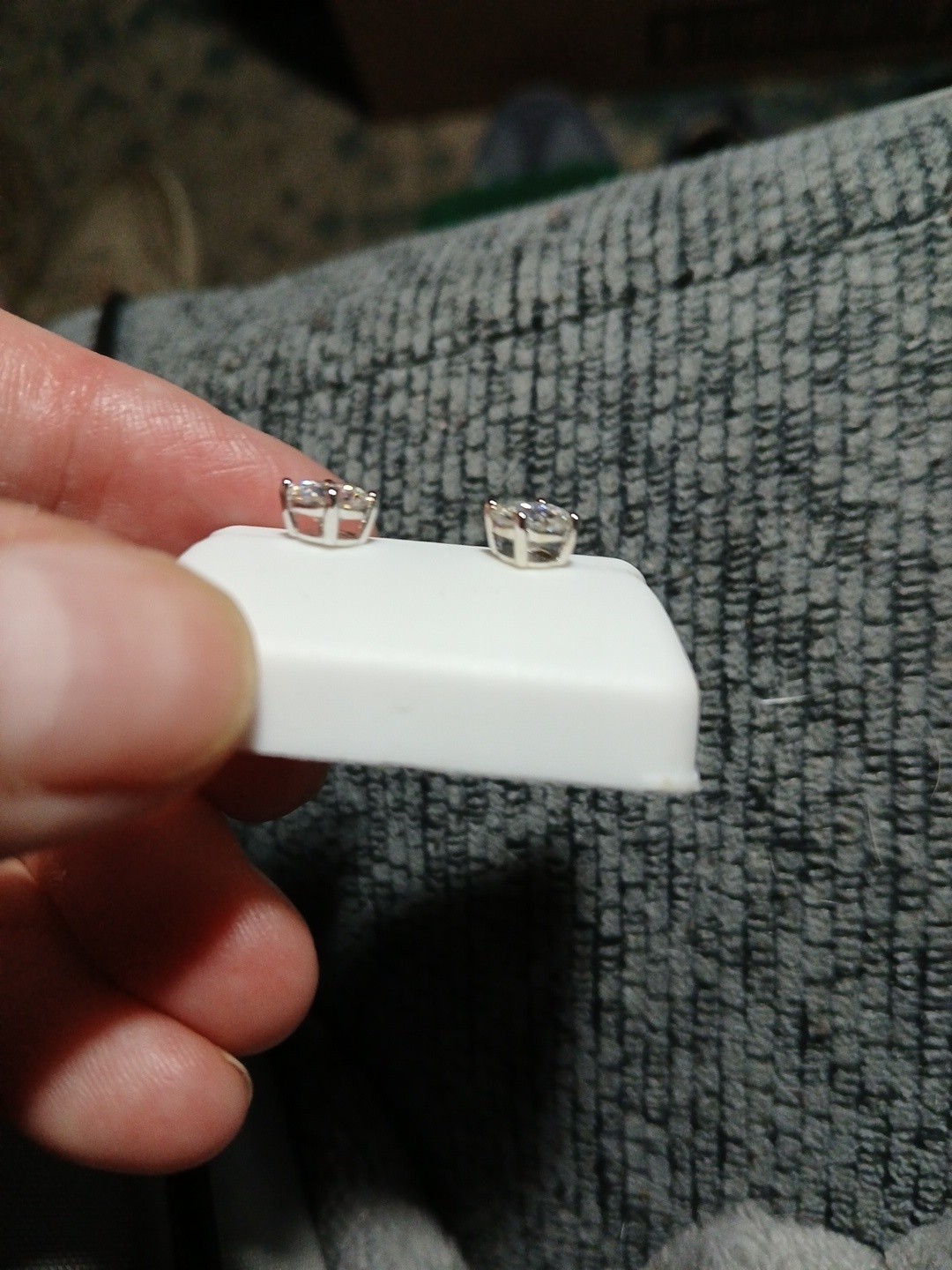 2.0 CTW Moissanite Sterling Silver EARRINGS..925.