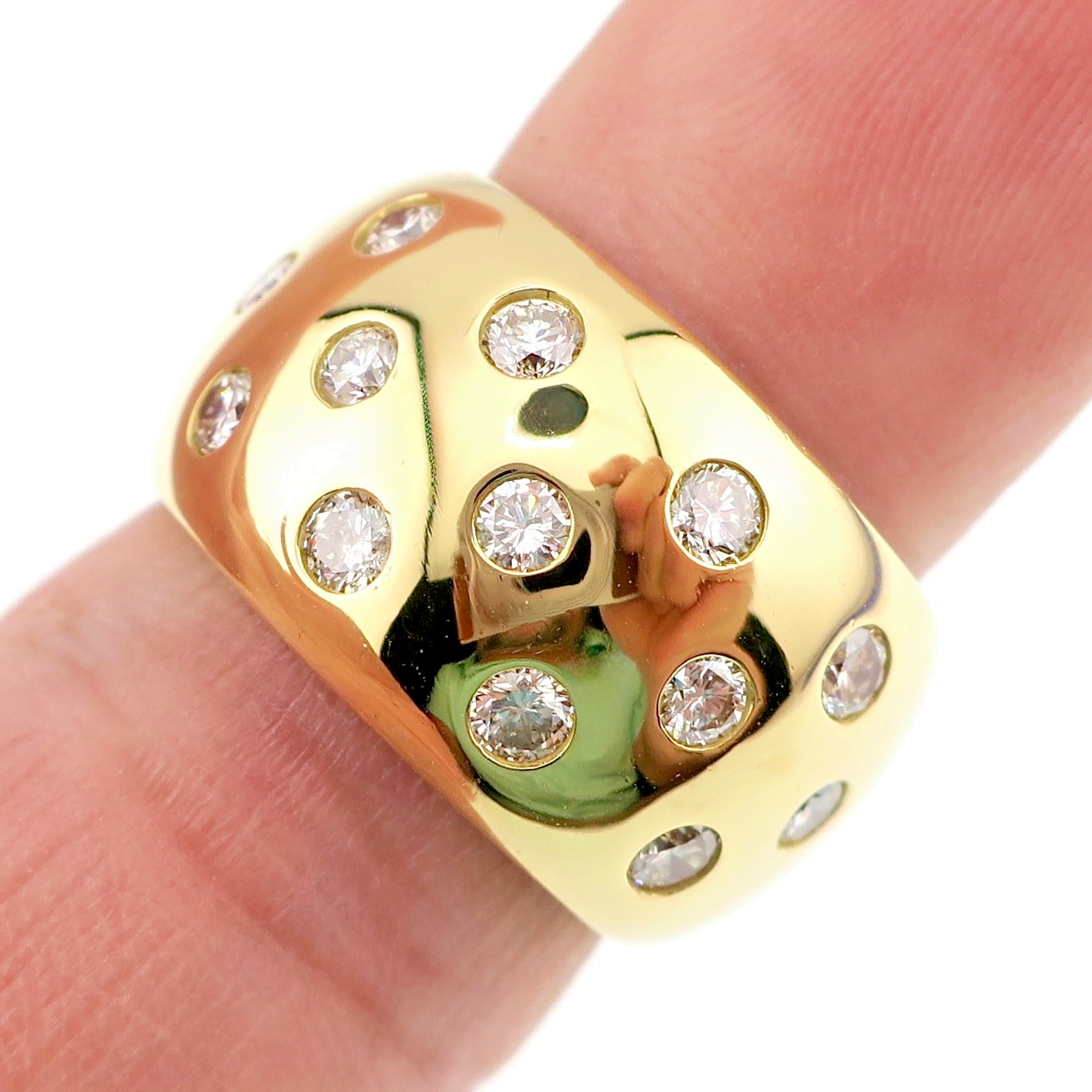 Classy 18k Slid Yellow Gold 1ct Natural Diamond 13.25mm Wide Band Ring Size 6.25
