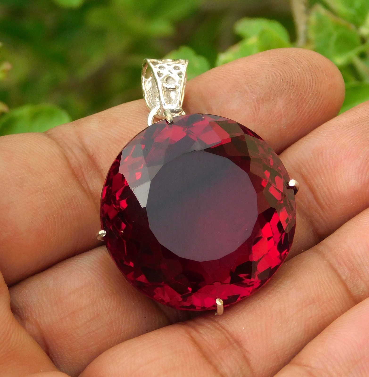 104.15cts. Natural Round Cut Madagascar Red Ruby Sterling silver Pendant