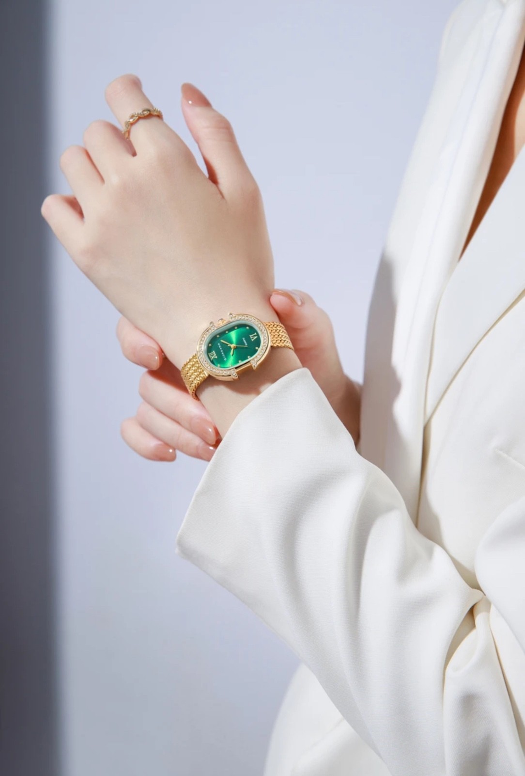 Giordano Women’s Green Dial Quartz Watch Gold Tone Crystal Bezel Stainless Steel