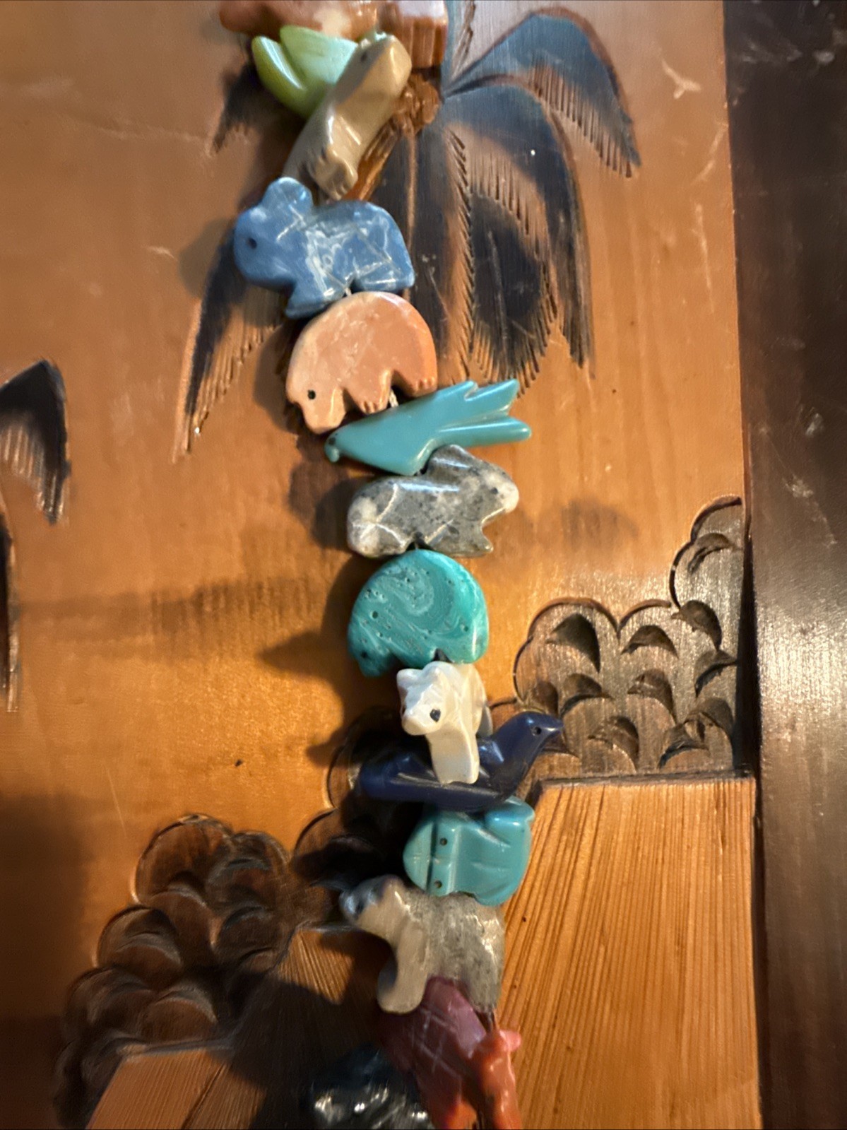 Vintage 28” Zuni Native American Style 50 Carved Stones Animal Fetish Necklace