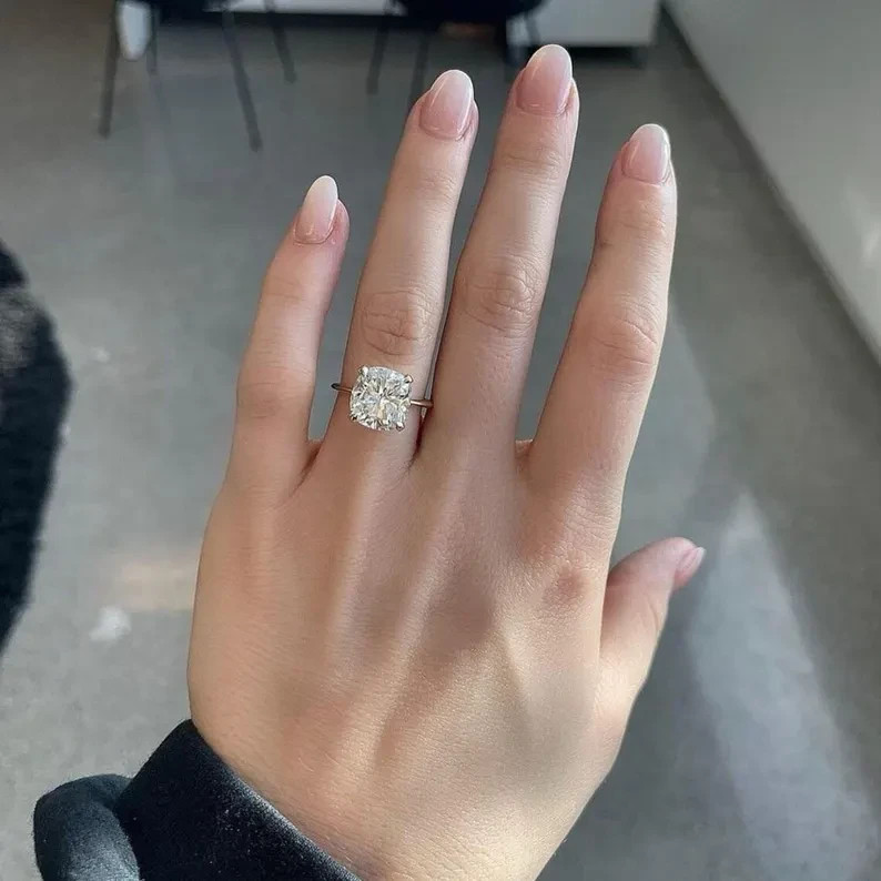 5.0Ct Cushion-Cut VS1 Lab Grown Diamond Solitaire Engagement Ring 14K White Gold