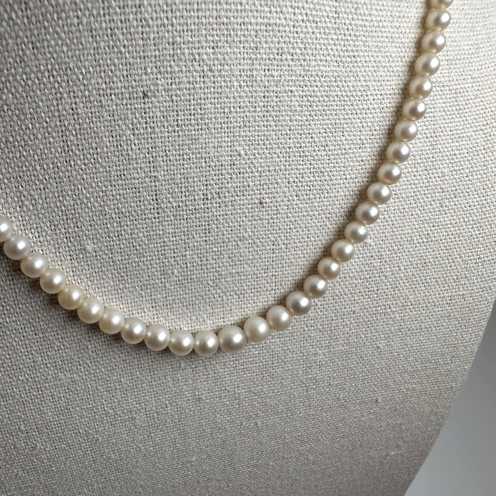 Vtg Graduated Cultured Seed Pearl Necklace 15in 10KTS Clasp Estate Heirloom MCM