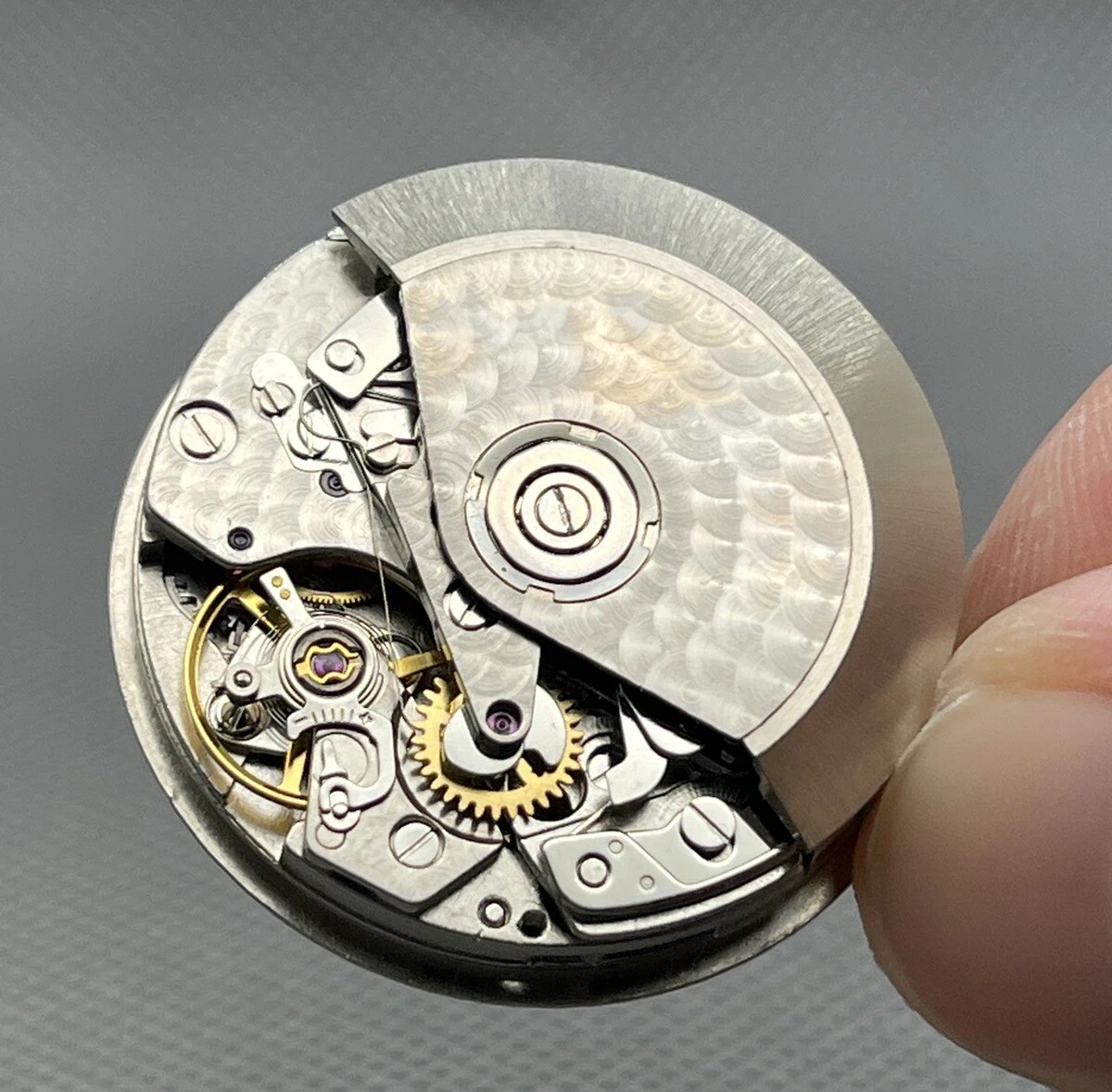 China Made Dandong 7750 Automatic Mechanical Movement No Calendar