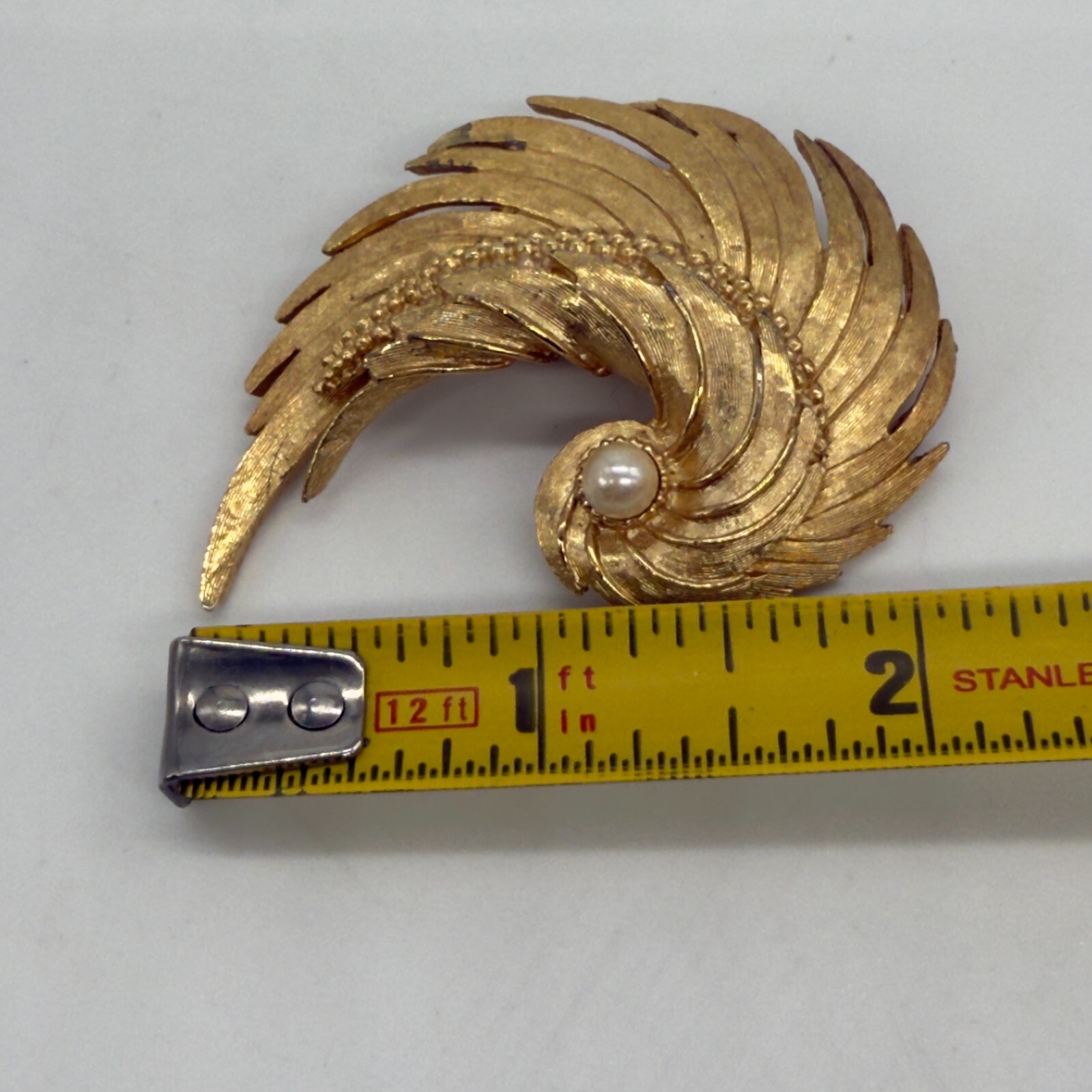 Vintage Boucher Brooch Gold Tone Feather Pearl READ