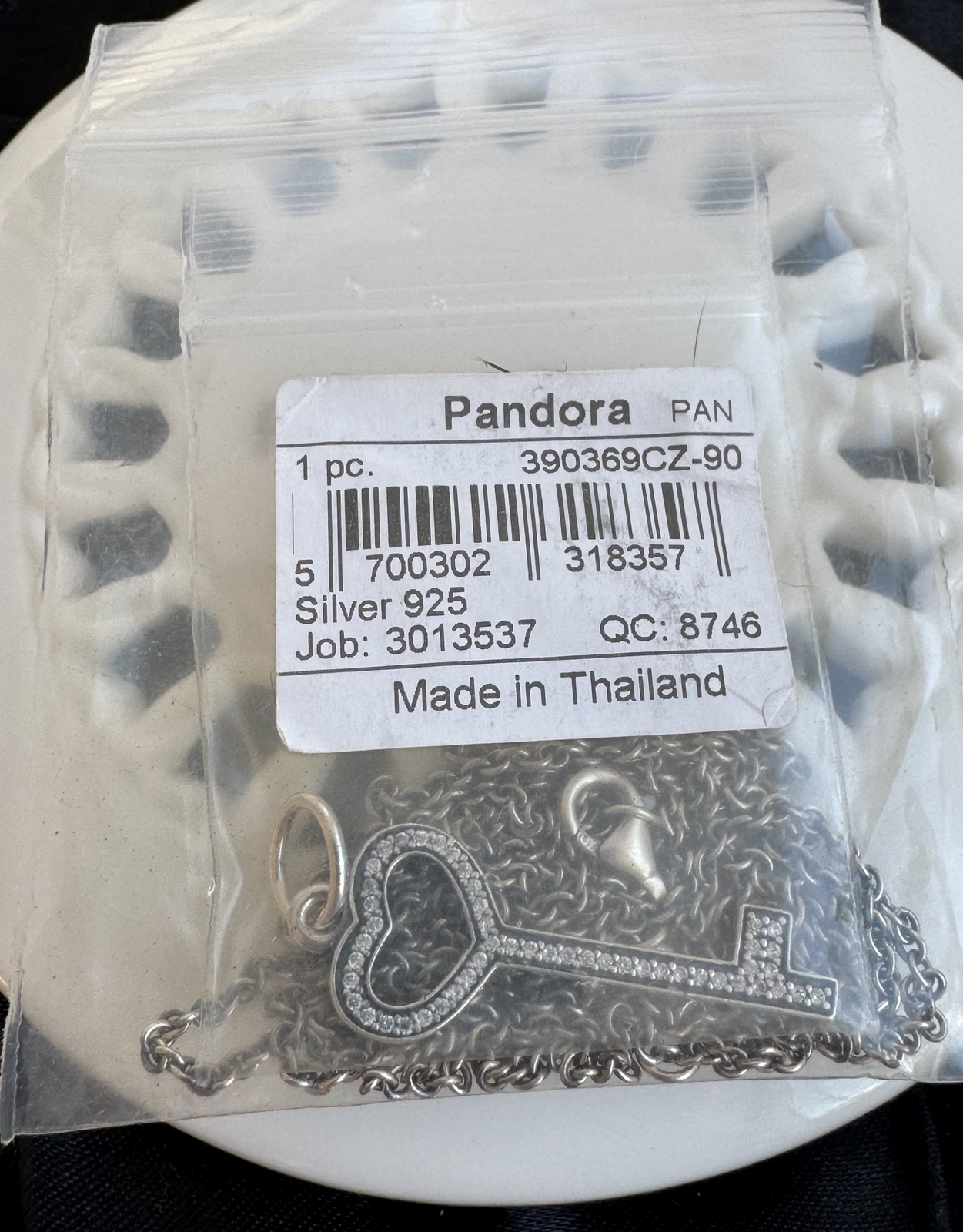Authentic Pandora Unlock My Heart Key Chain Necklace #390369CZ-90 cm / 35.4 in