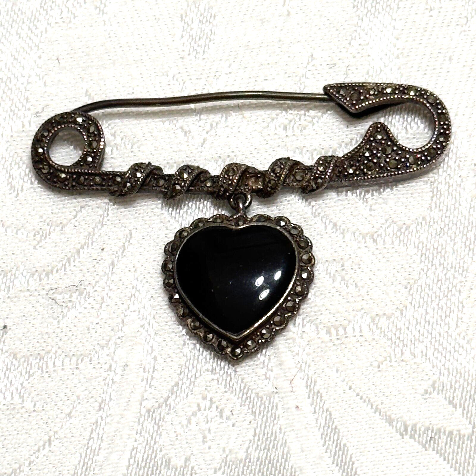 925 Sterling Silver Vintage Black Onyx Marcasite Brooch Safety Pin Heart 9.45g