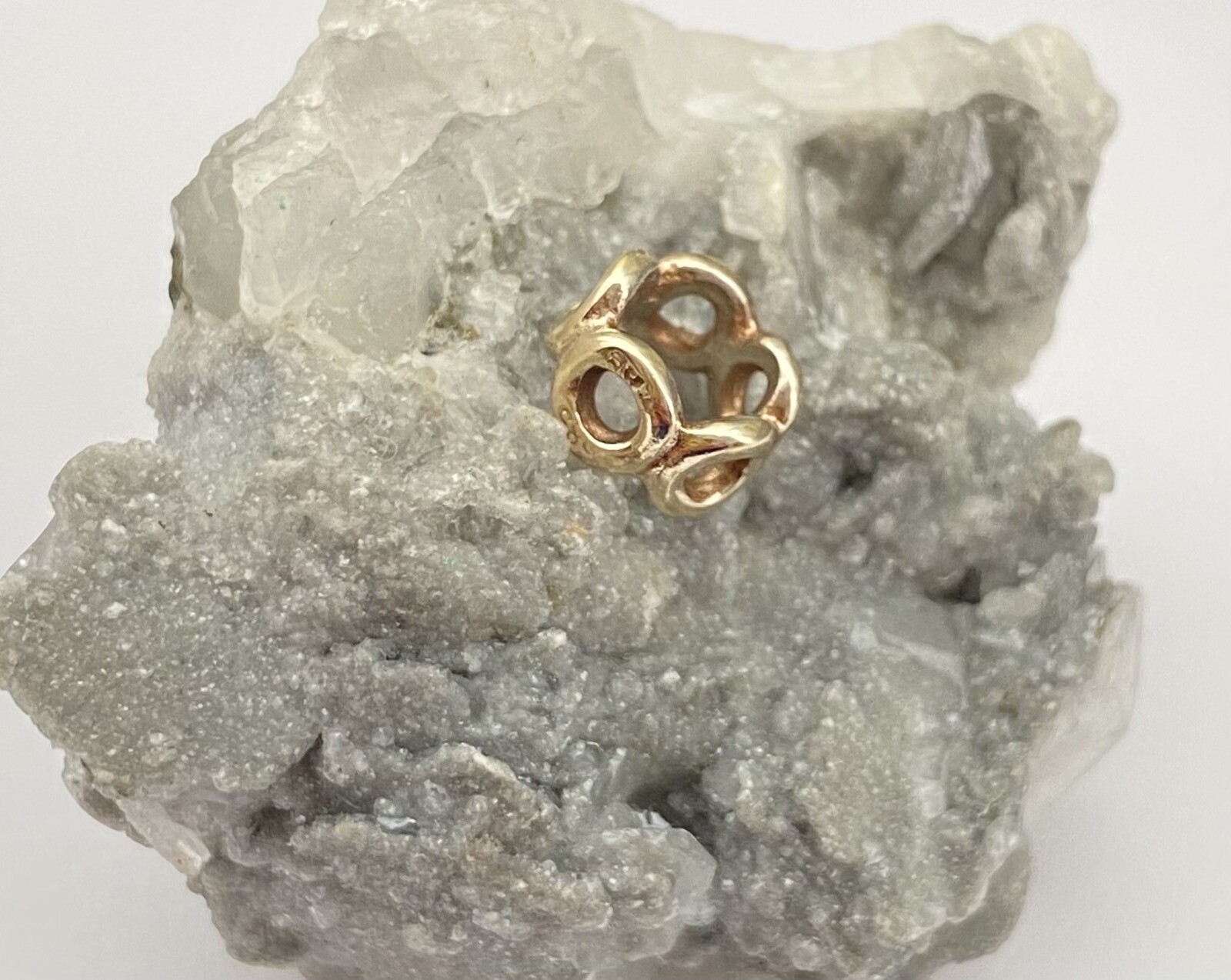 Pandora 14k Yellow Gold Openwork Circles Spacer Charm, #750222 Retired, 585 ALE
