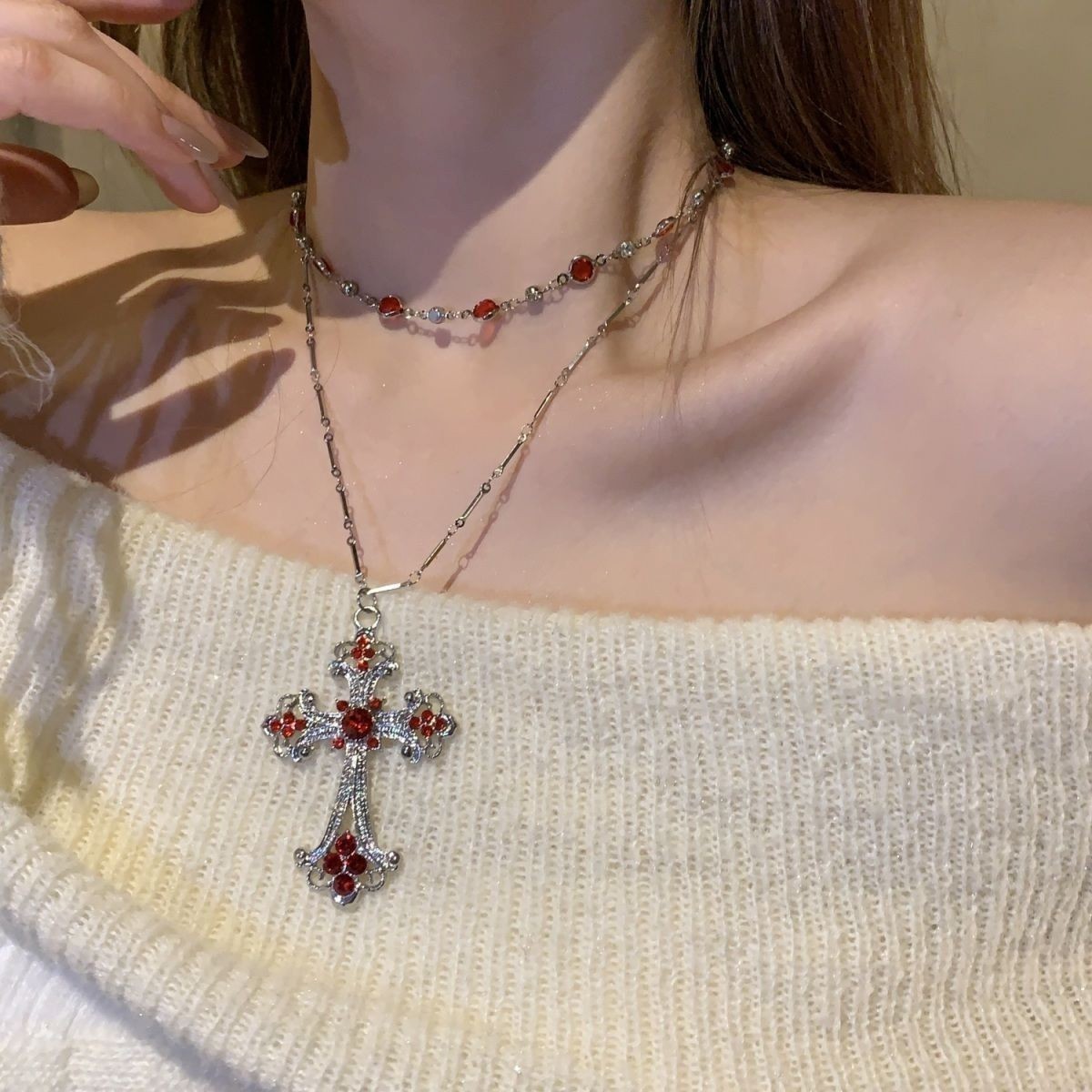 Gothic style double-layered red cross necklace for women, Y2K clavicle chain