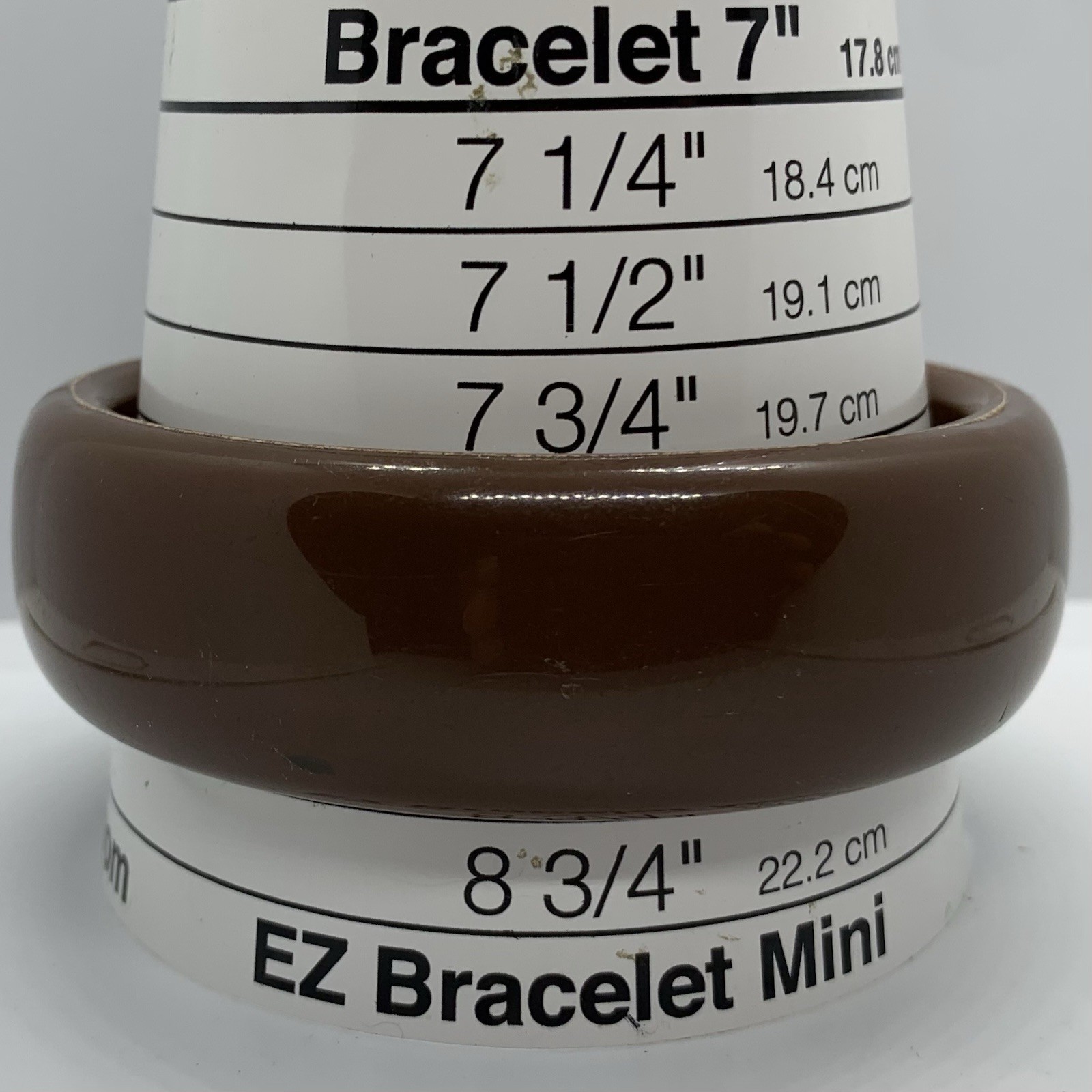 Vtg Chocolate Brown Lucite Chunky Bangle Bracelet Round 8.5” Length 7/8” Wide