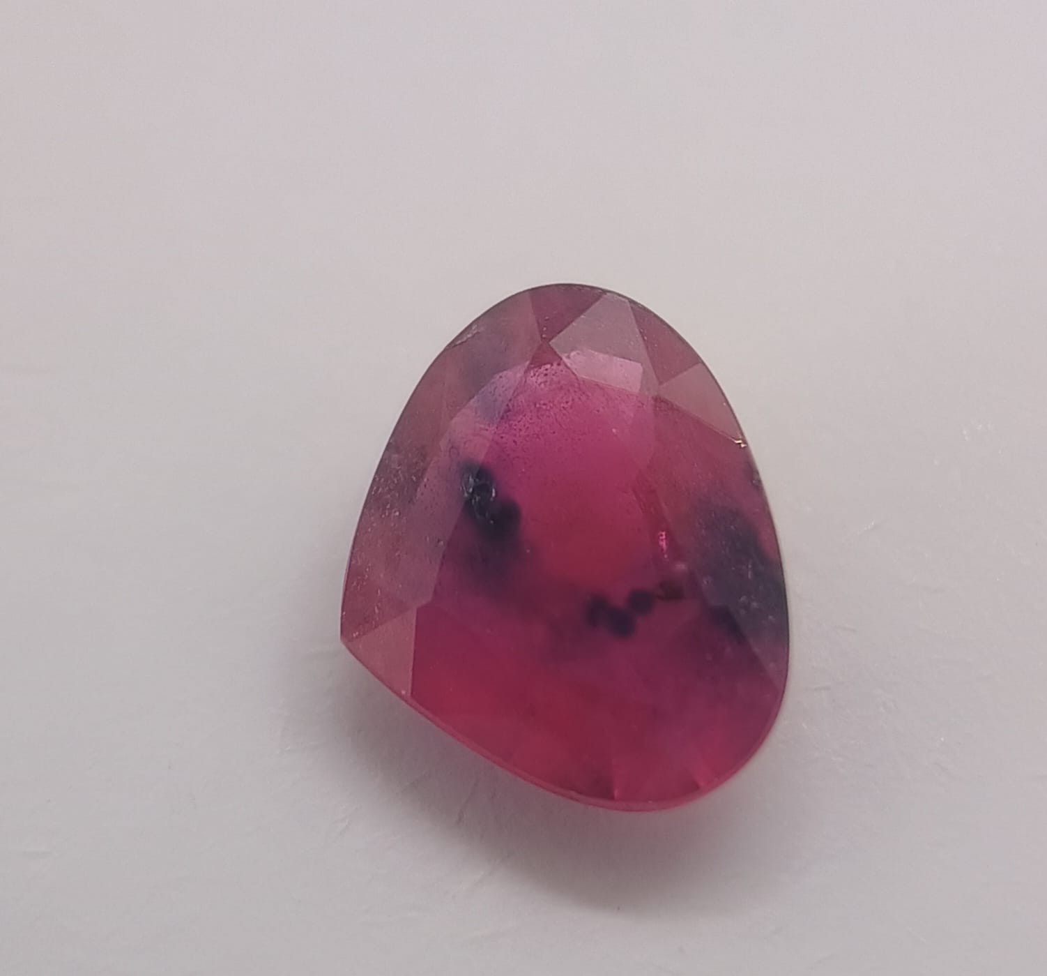 NATURAL AUSTRALIAN Pinkish Red Blue Spots Sapphire 1.49ct Tasmania Heart Ruby