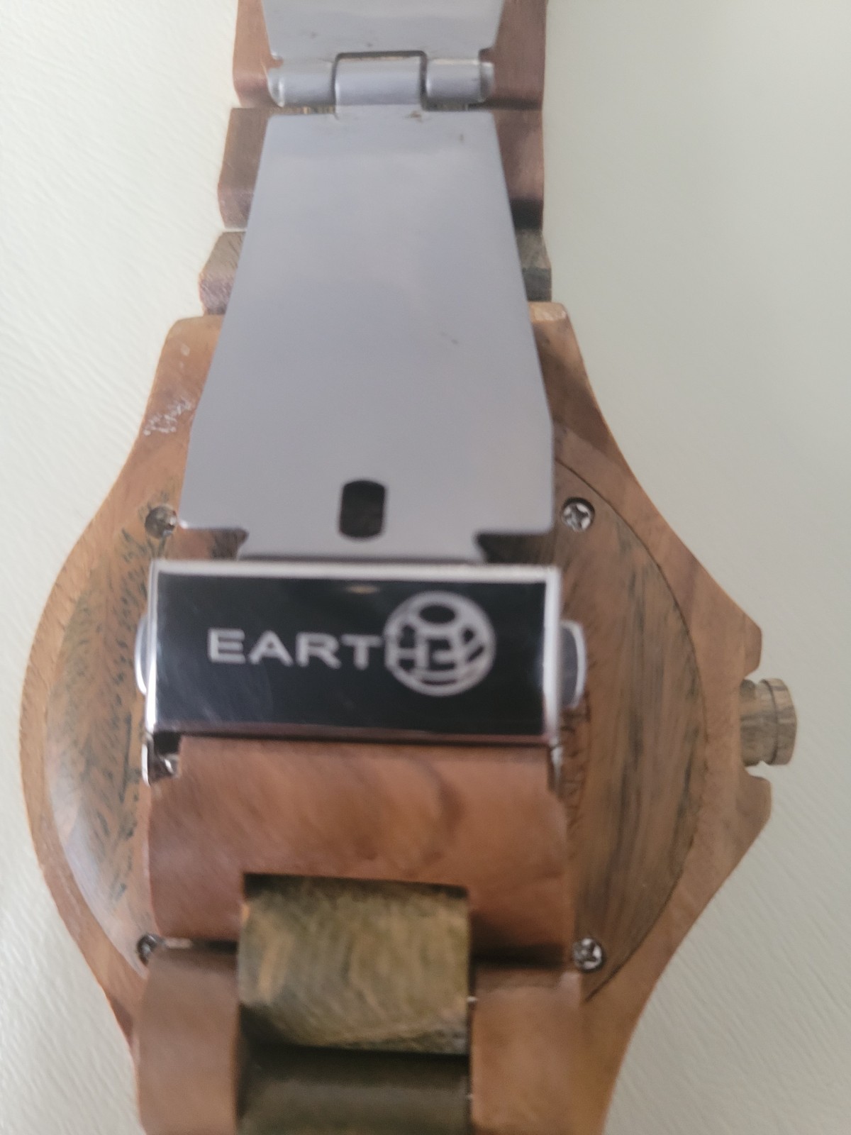 Earth WatcEW1704 Unisex Eco Friendly Raywood