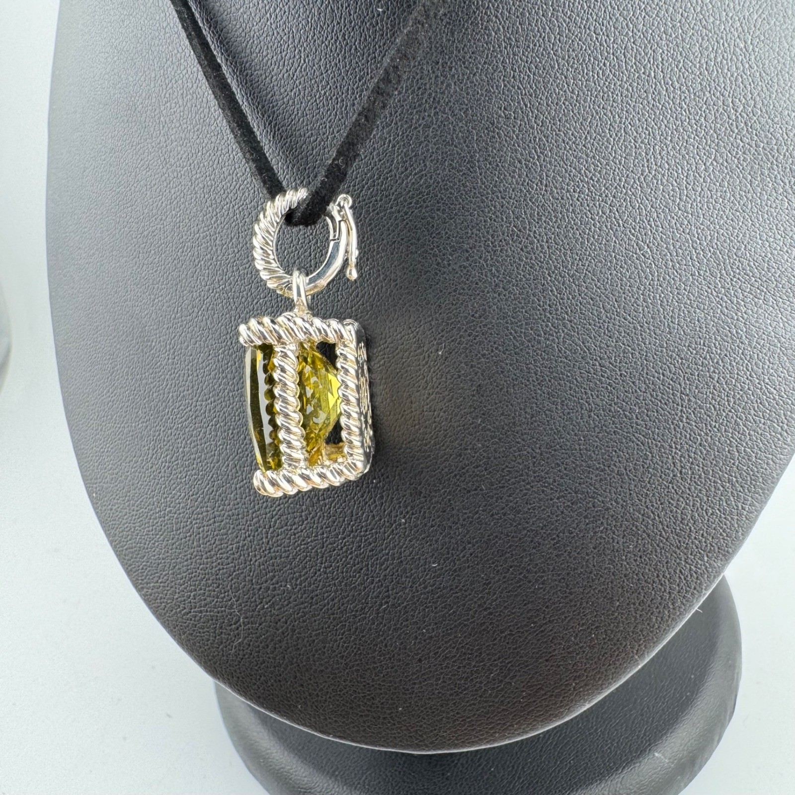 JAI by John Hardy Pendant Yellow Citrine Excellent 925 Sterling Silver Enhancer