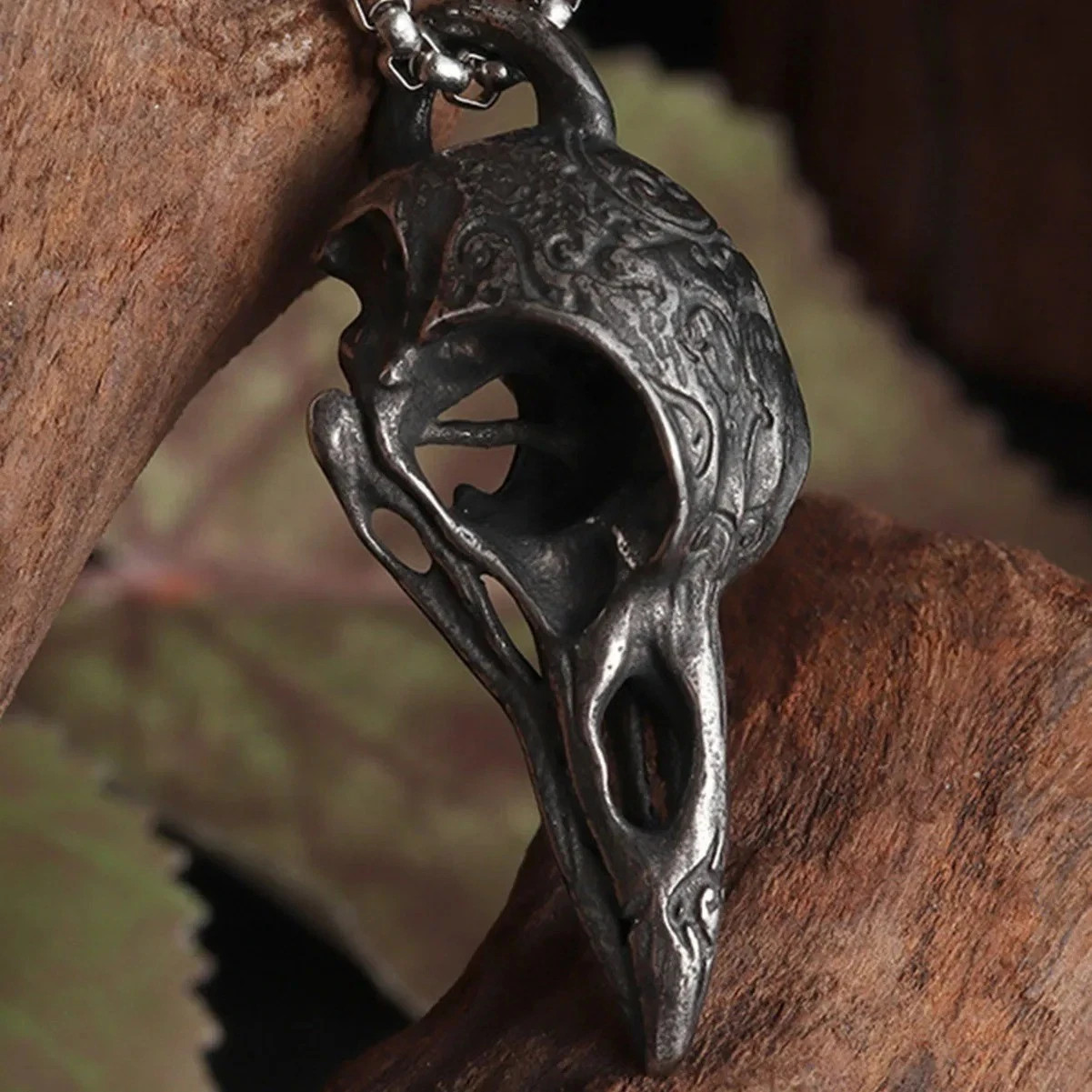 Retro Nordic Crow Skull Pendant Necklace, Bird Amulet Jewelry Gift for Men Perso