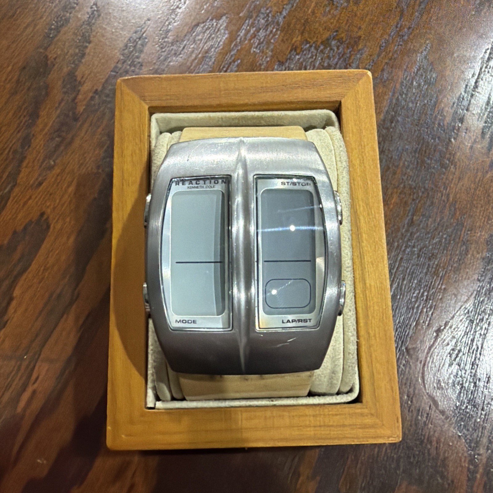 Kenneth Cole reaction Men’s Watch Digital Yellow Leather Strap Needs Battery