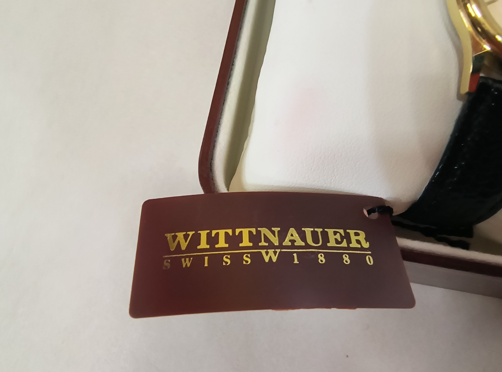 Wittnauer Champion 90th Anniversary Watch Gold Tone NOS Box Tag 1907- 1997 Swiss